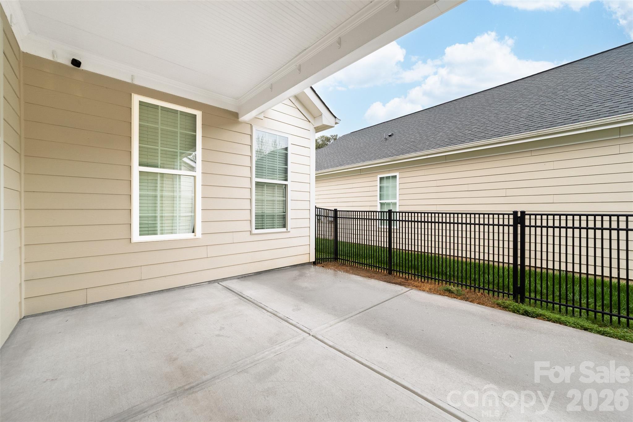 1324 Assembly Street Property Photo 32