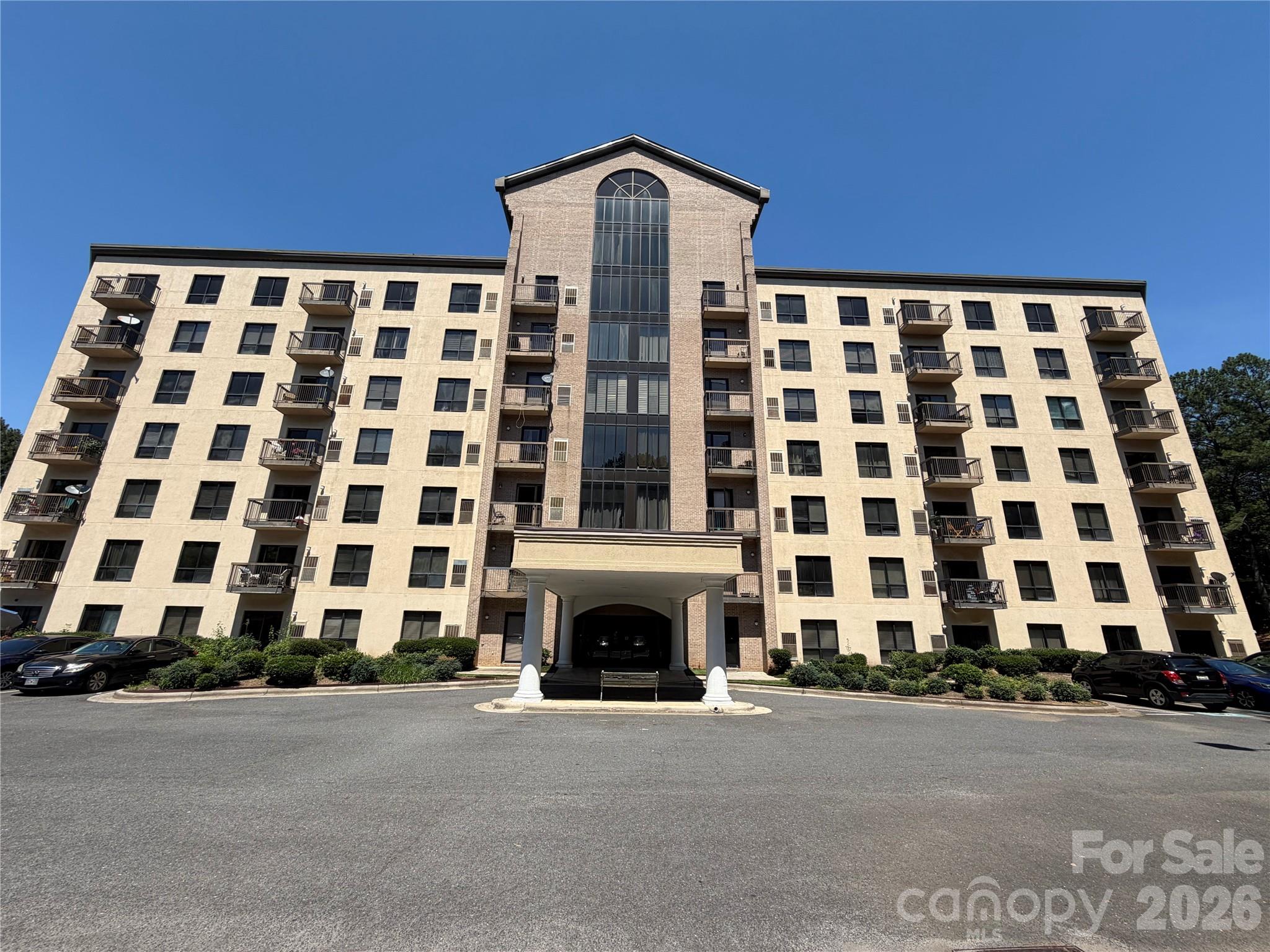 211 Heritage Boulevard 412