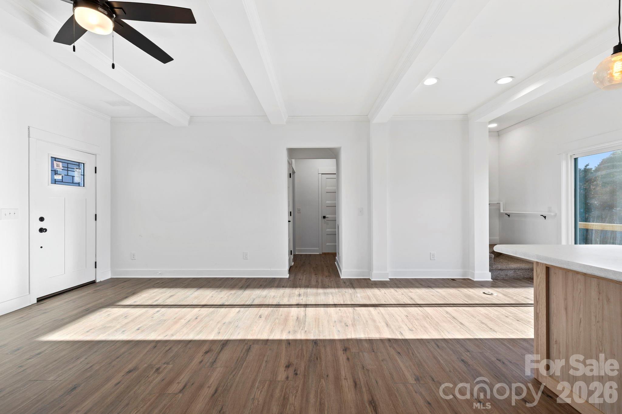 203 Southern Charm Road Property Photo 8