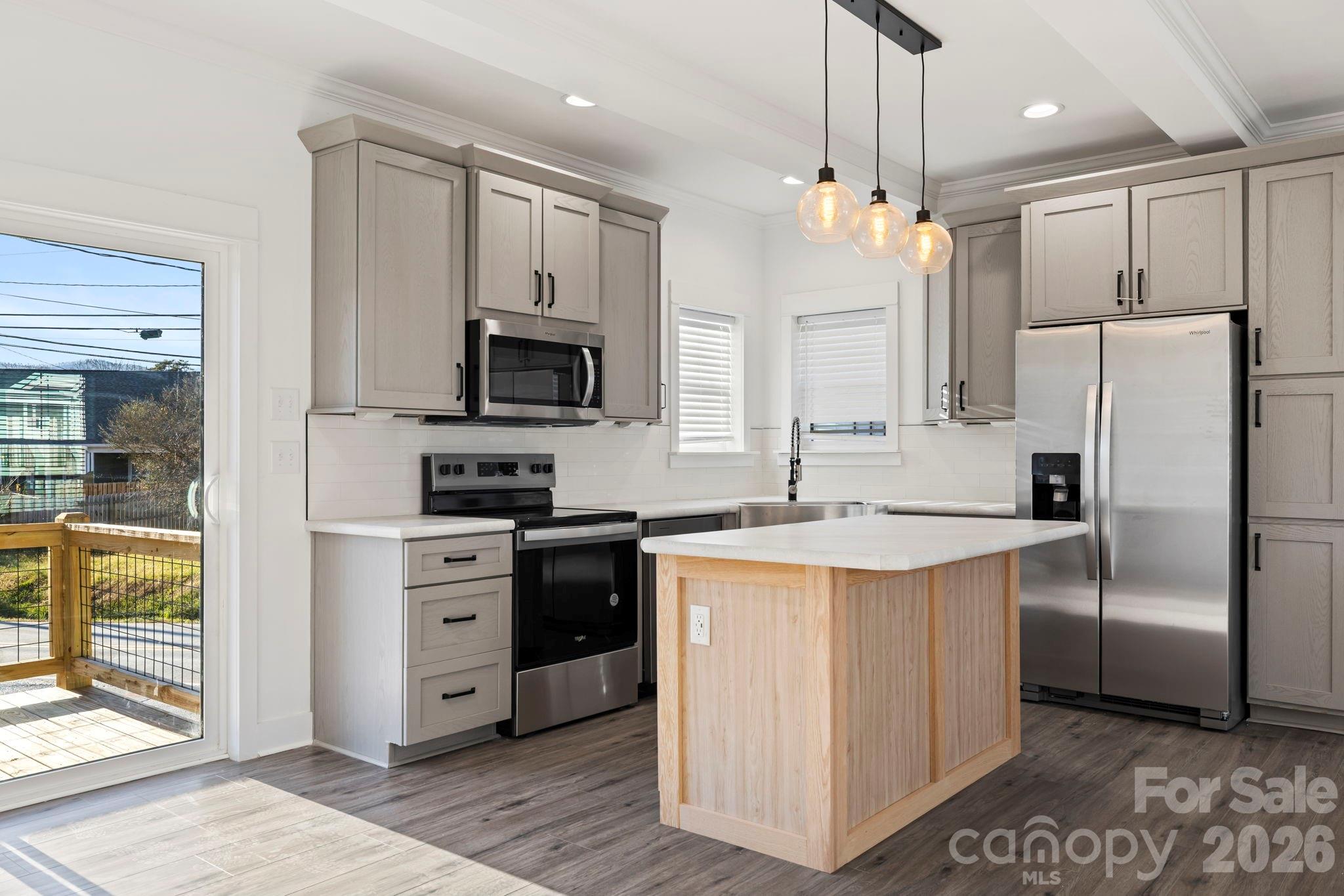 203 Southern Charm Road Property Photo 10