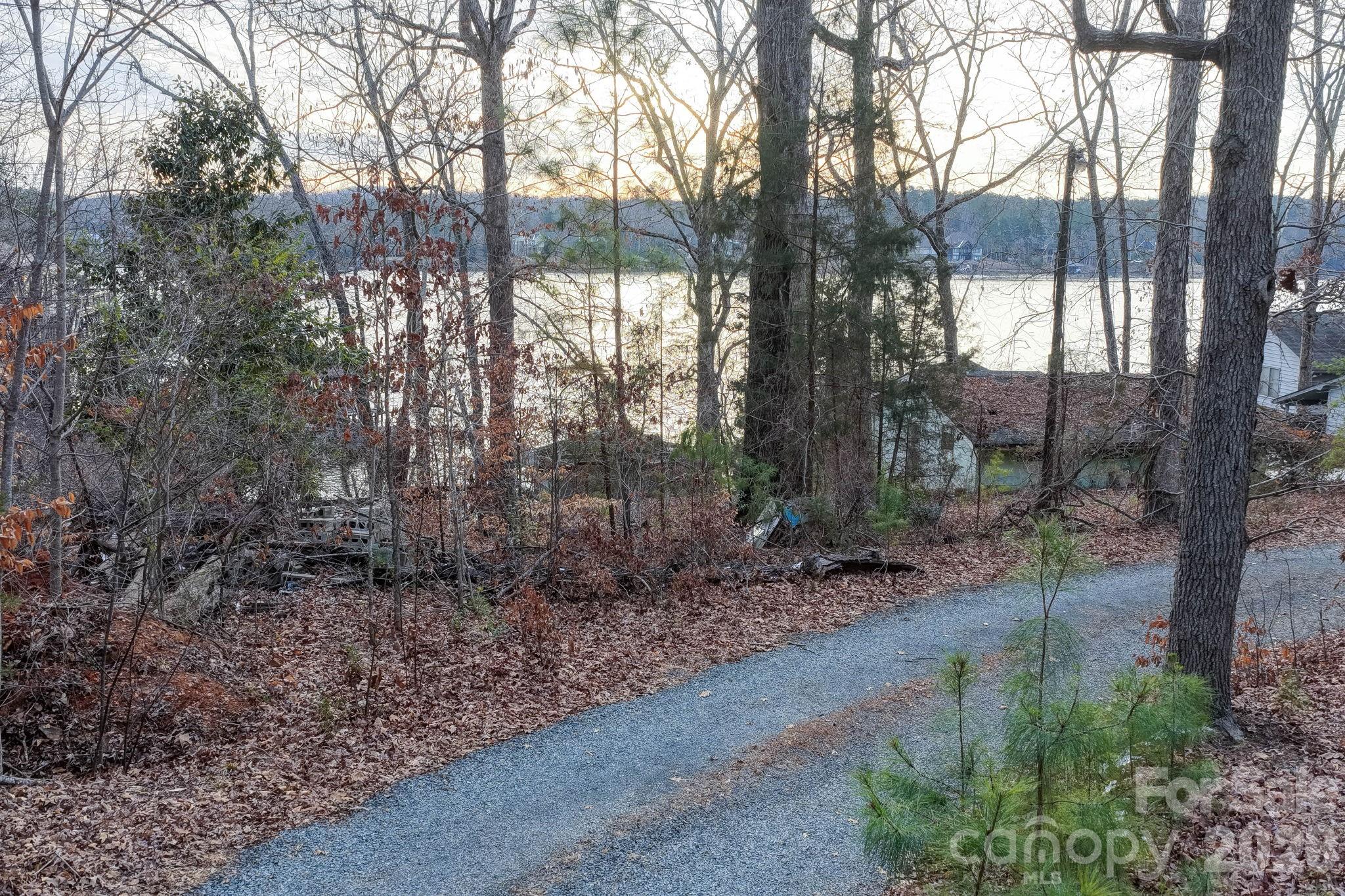 49611 Waterview Trail Property Photo 2