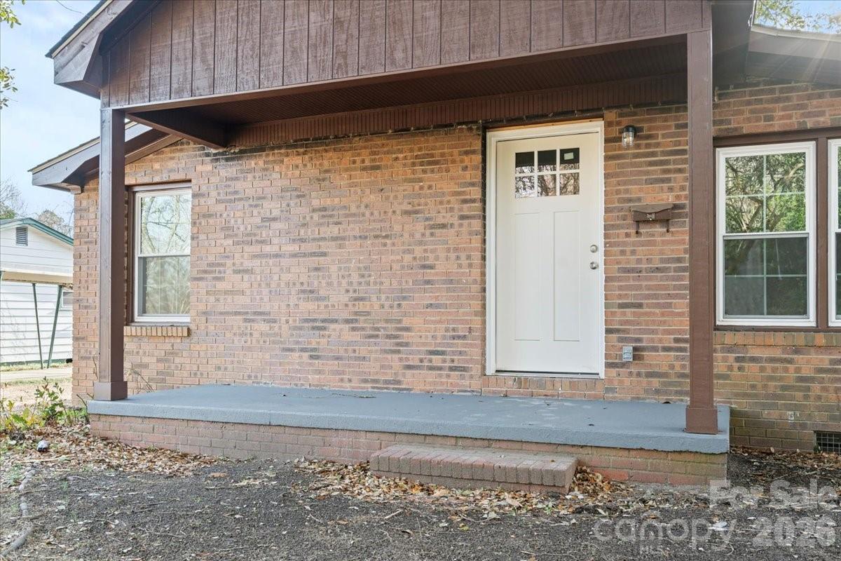 32 Roddy Street Property Photo 4