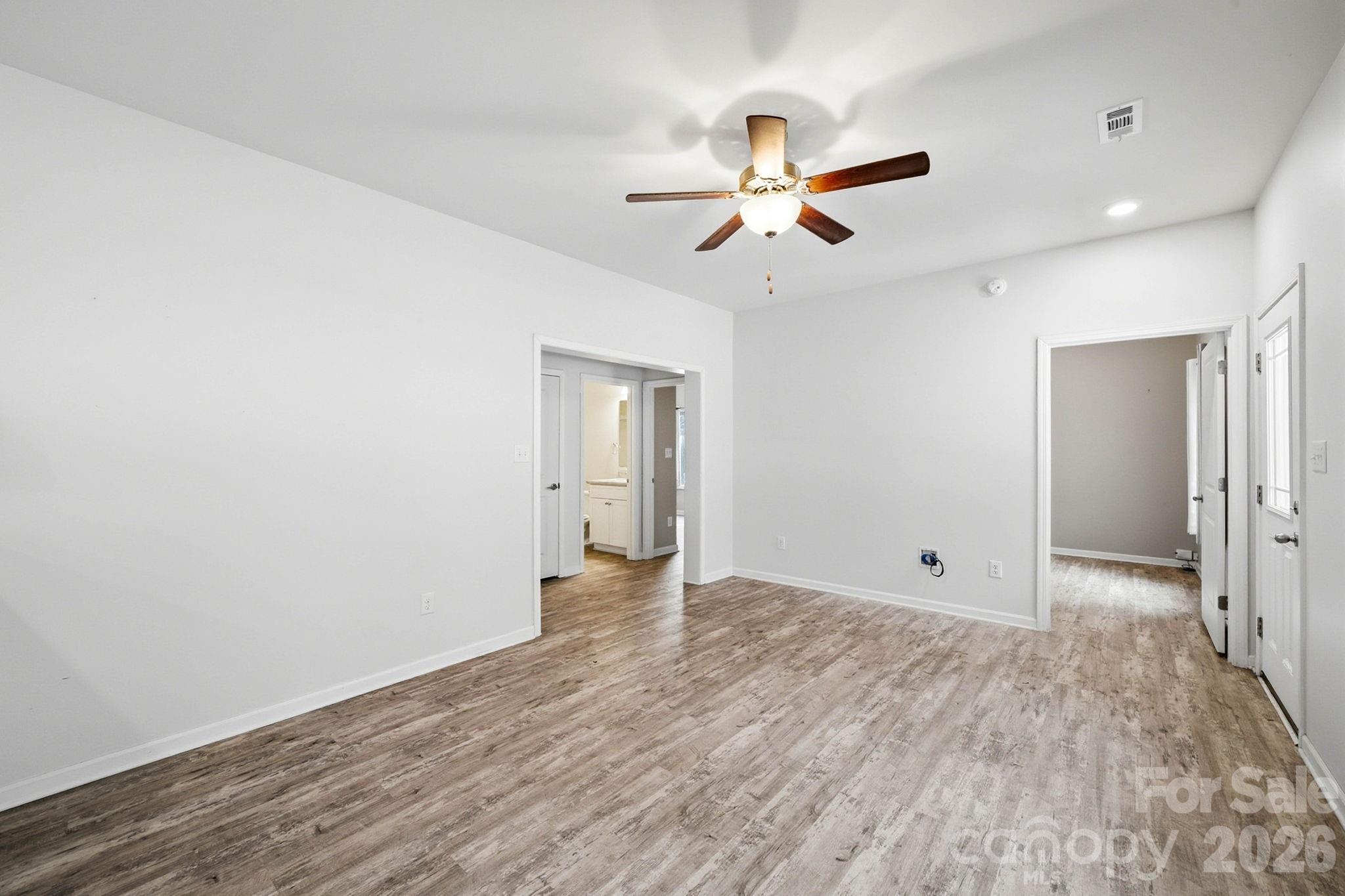 138 Lone Eagle Lane Property Photo 11