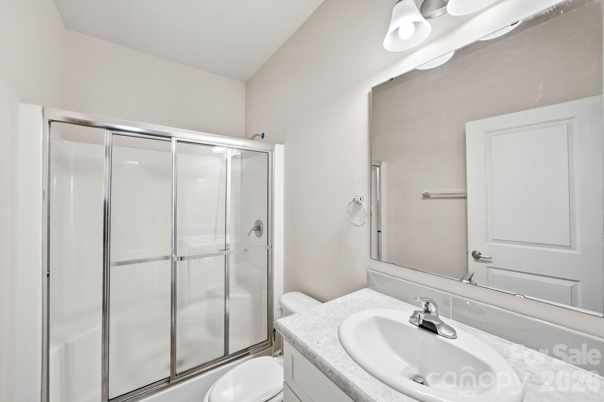 138 Lone Eagle Lane Property Photo 16