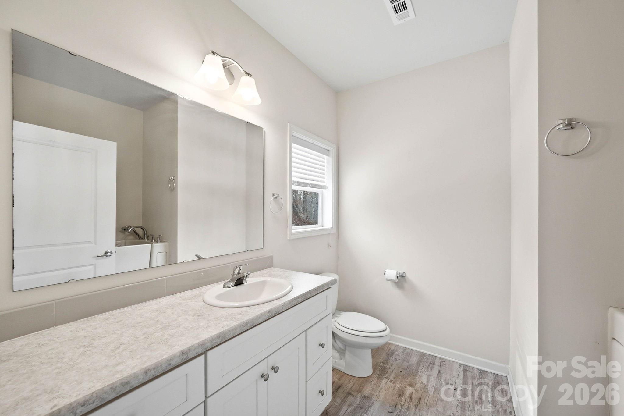 138 Lone Eagle Lane Property Photo 19