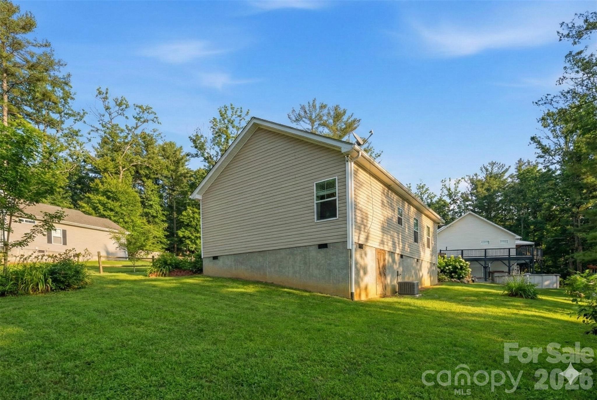 138 Lone Eagle Lane Property Photo 25