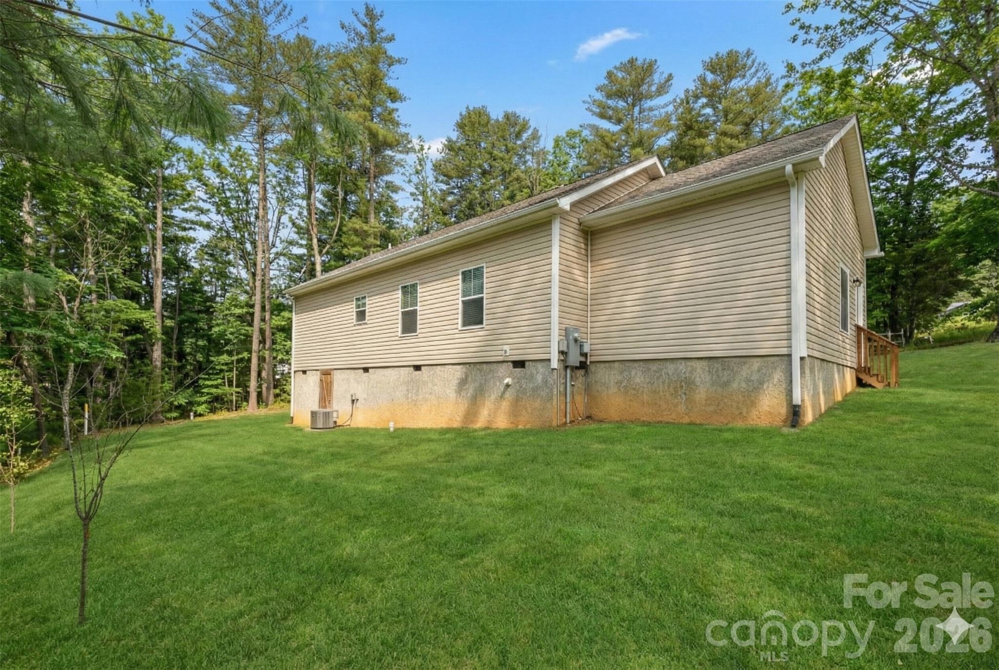 138 Lone Eagle Lane Property Photo 26