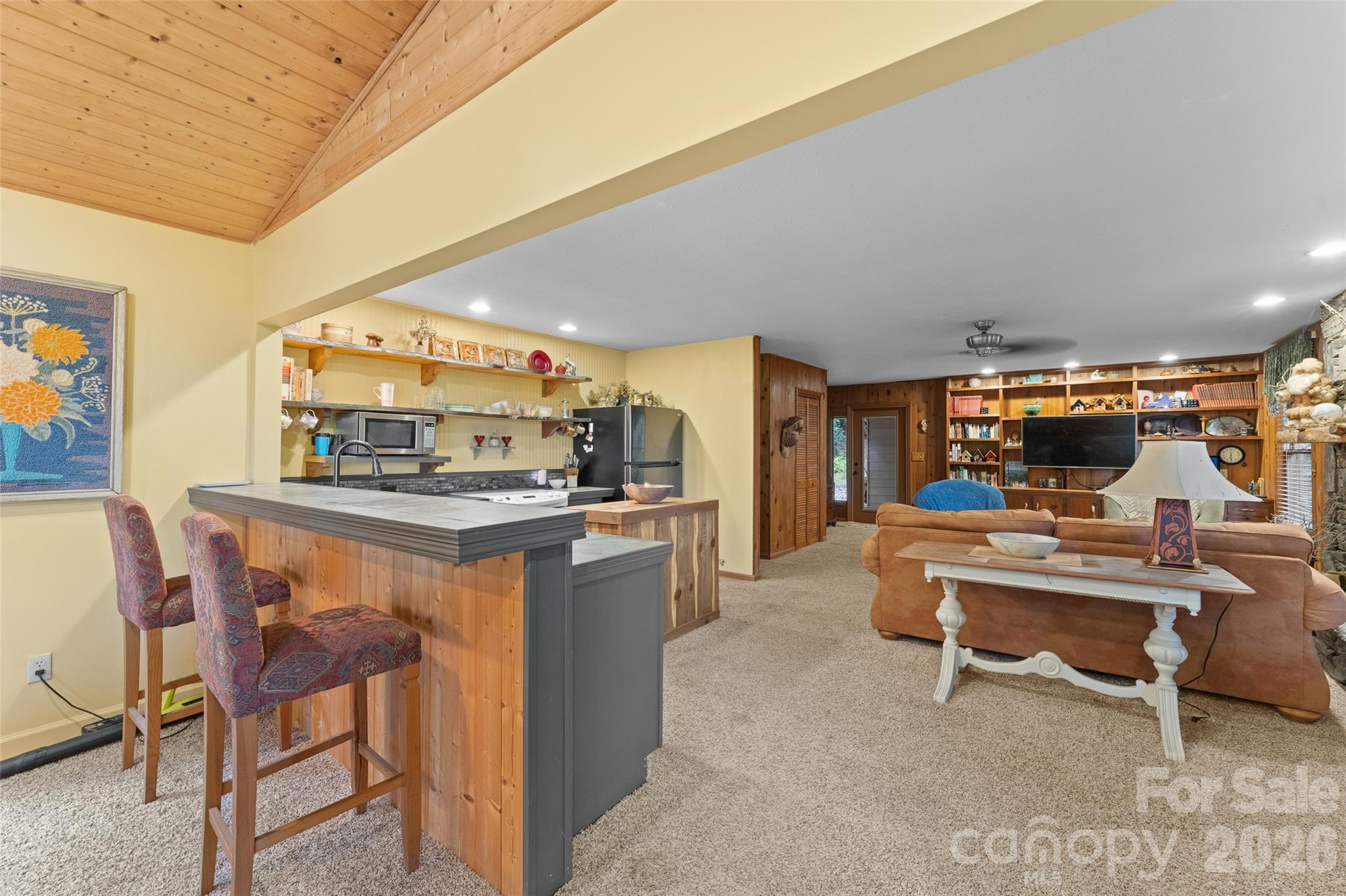 219 Kentwood Lane Property Photo 11