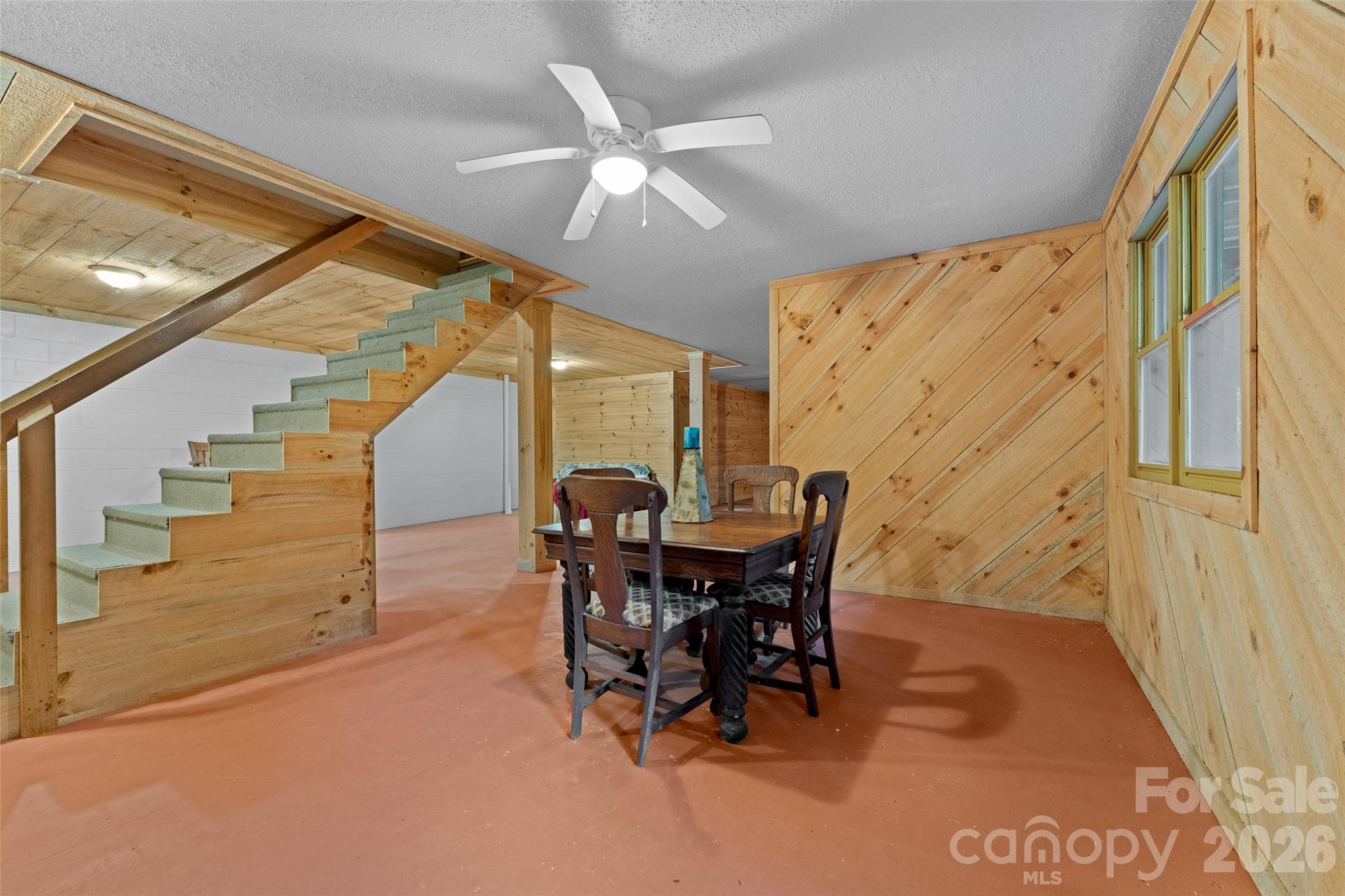 219 Kentwood Lane Property Photo 26