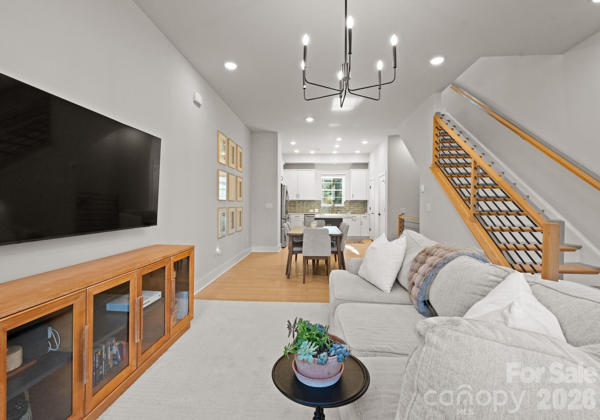 1216 Craig View Way Property Photo 17