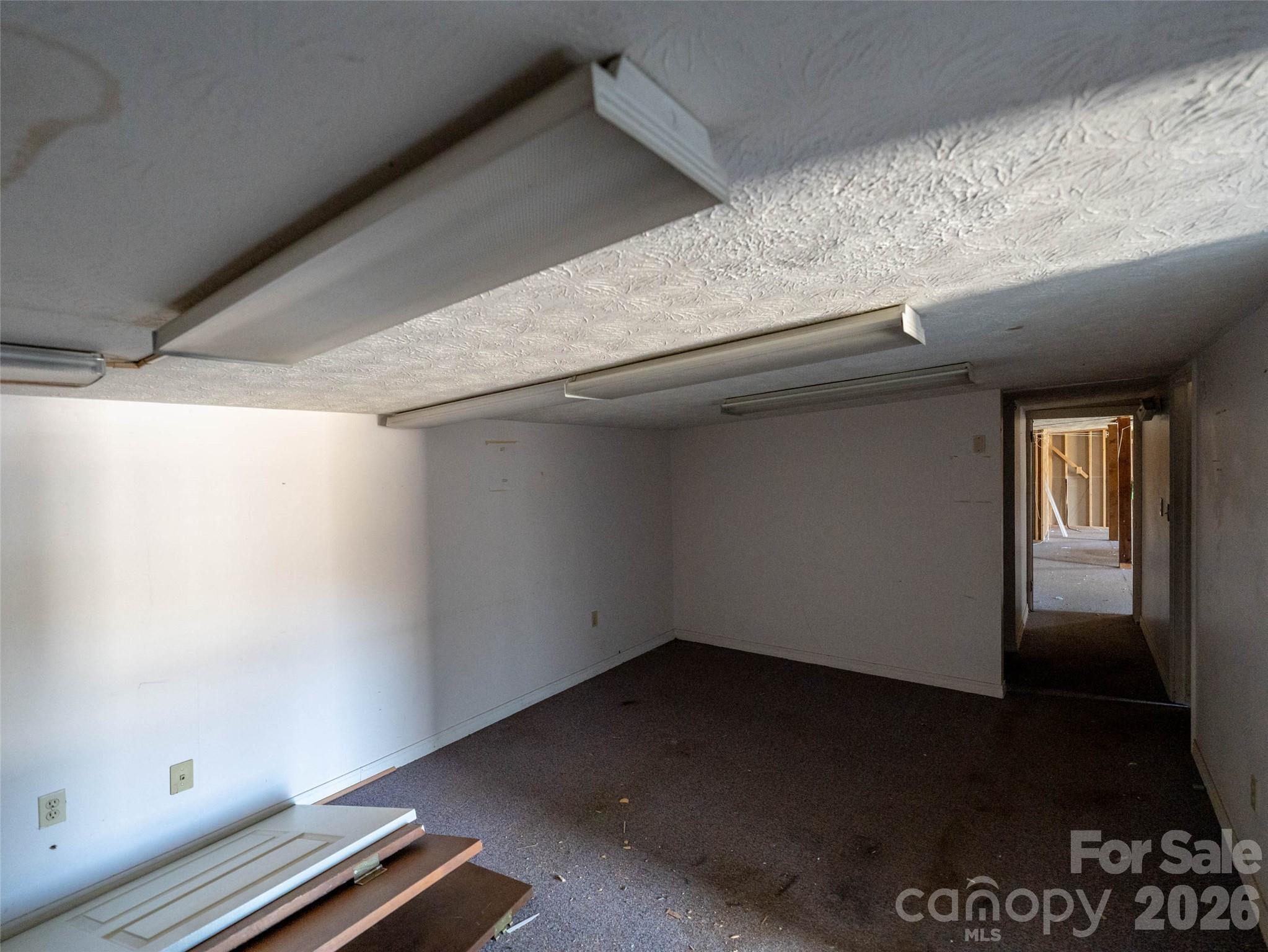 3264 Broad Street Property Photo 17