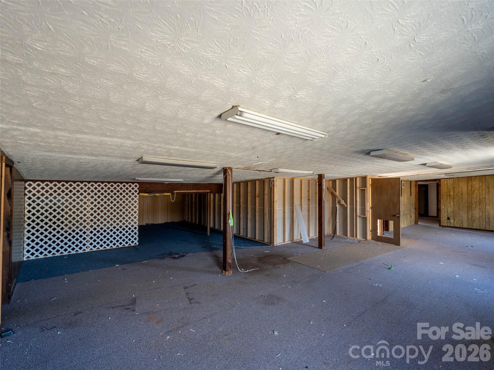 3264 Broad Street Property Photo 21