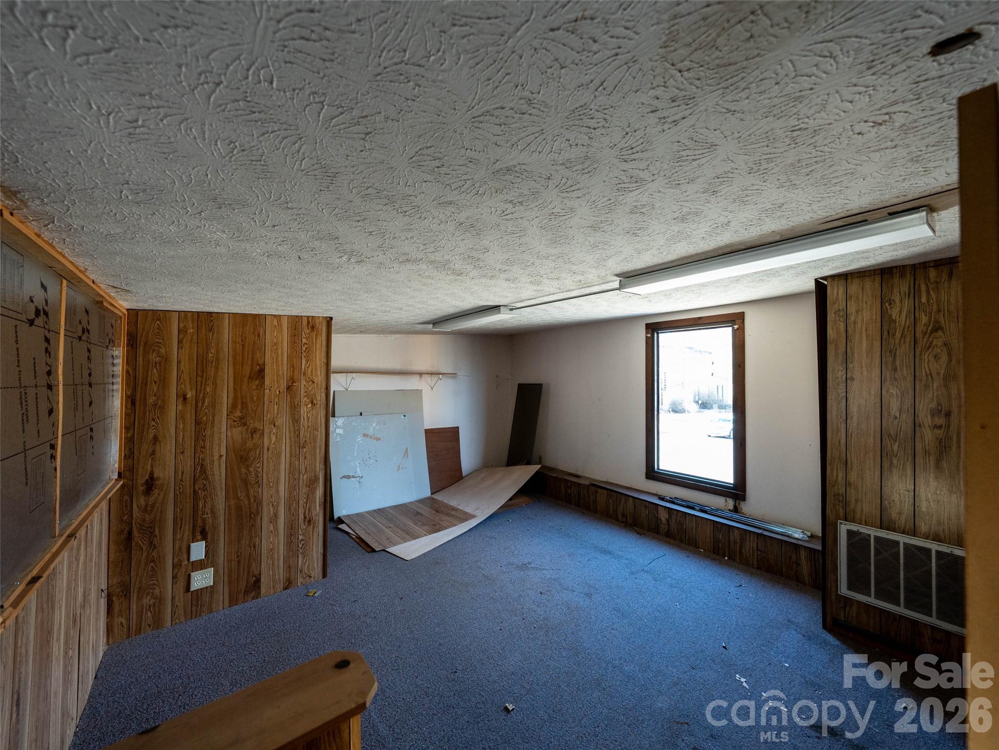 3264 Broad Street Property Photo 24