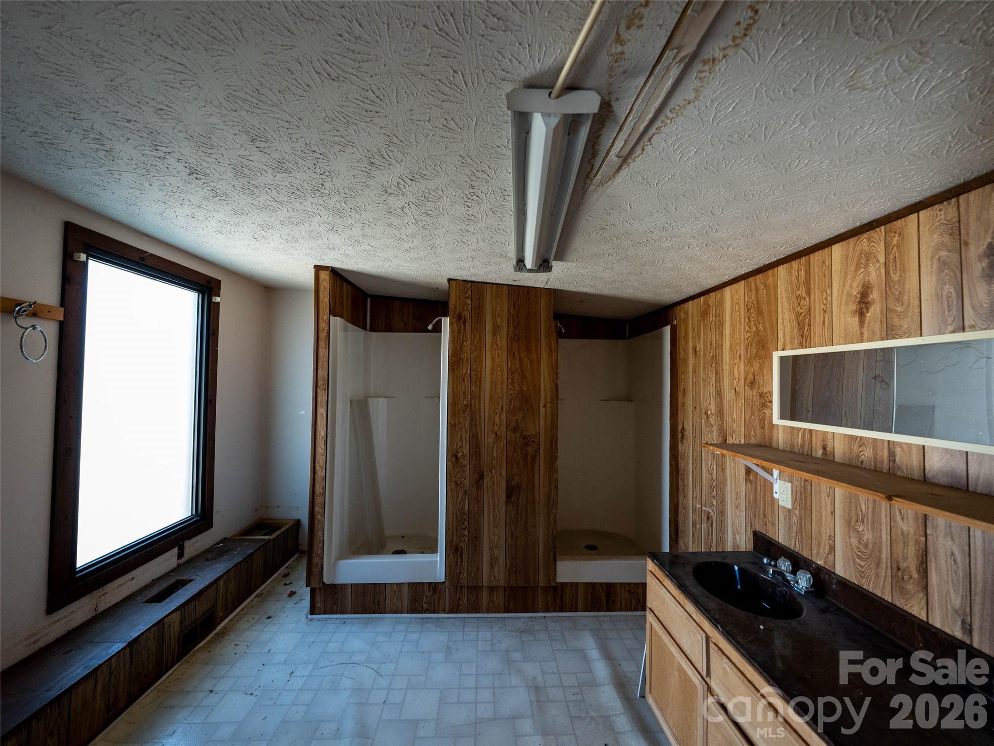 3264 Broad Street Property Photo 25