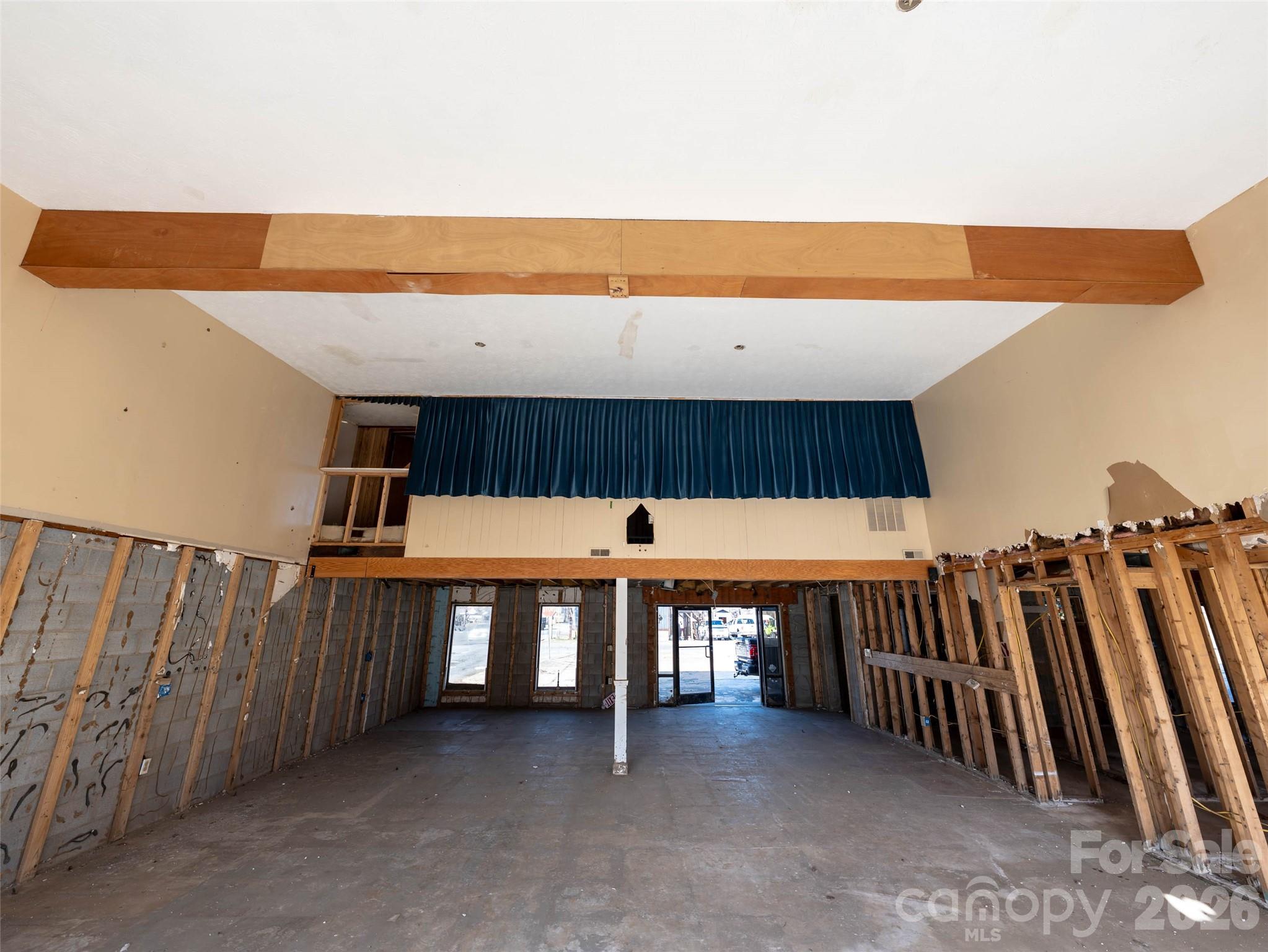 3264 Broad Street Property Photo 32
