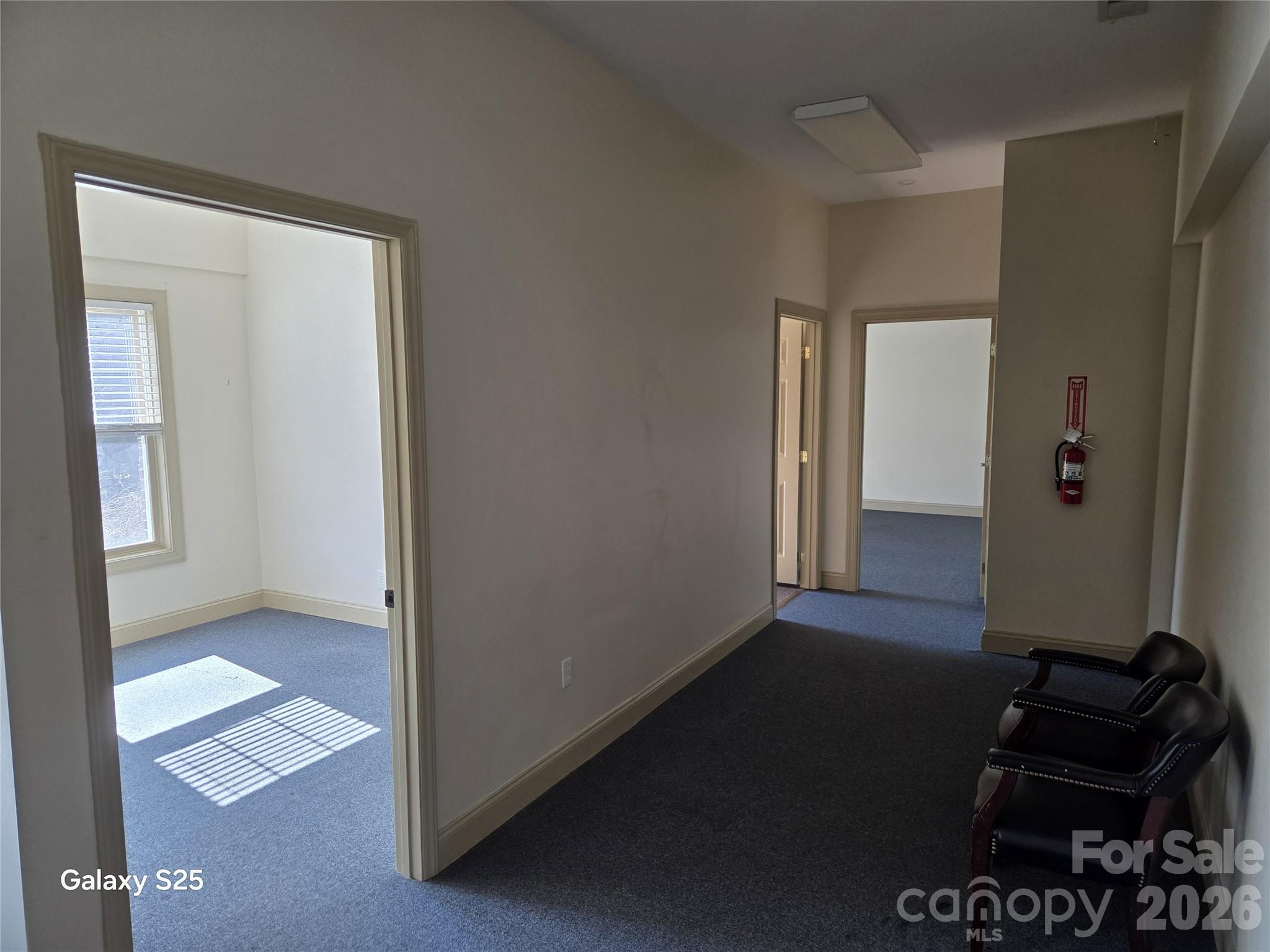 120 Chadwick Square Court E Property Photo 4