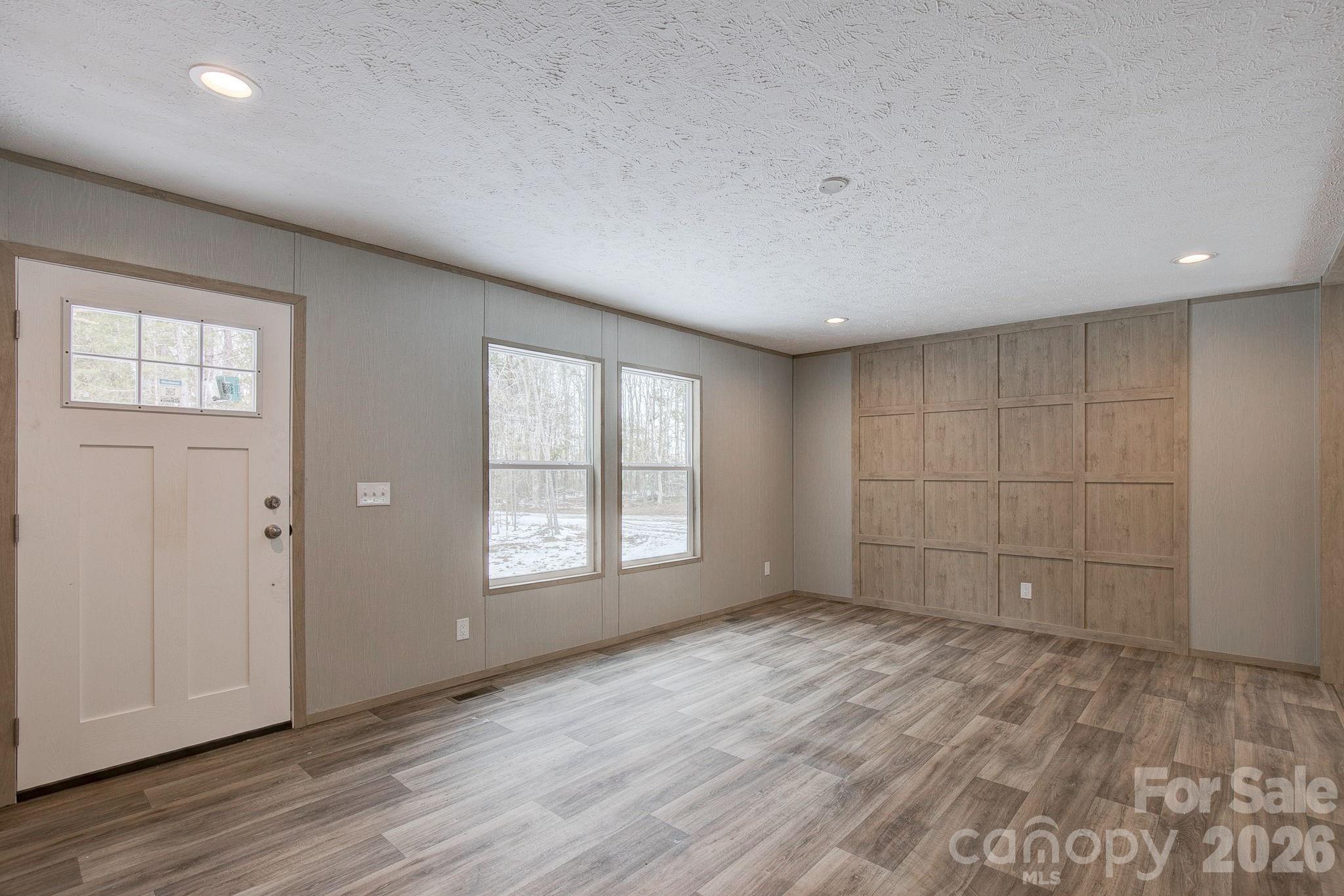 974 Old York Road Property Photo 6