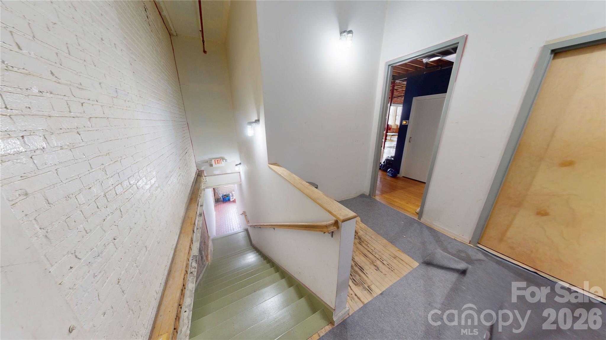 122 E Innes Street Property Photo 15