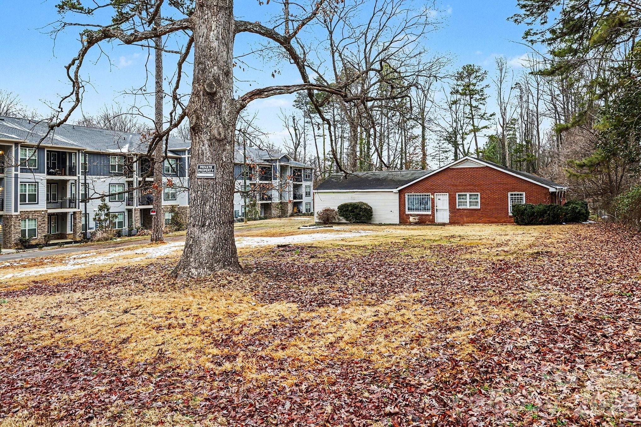 500 Tom Hunter Road Property Photo 2