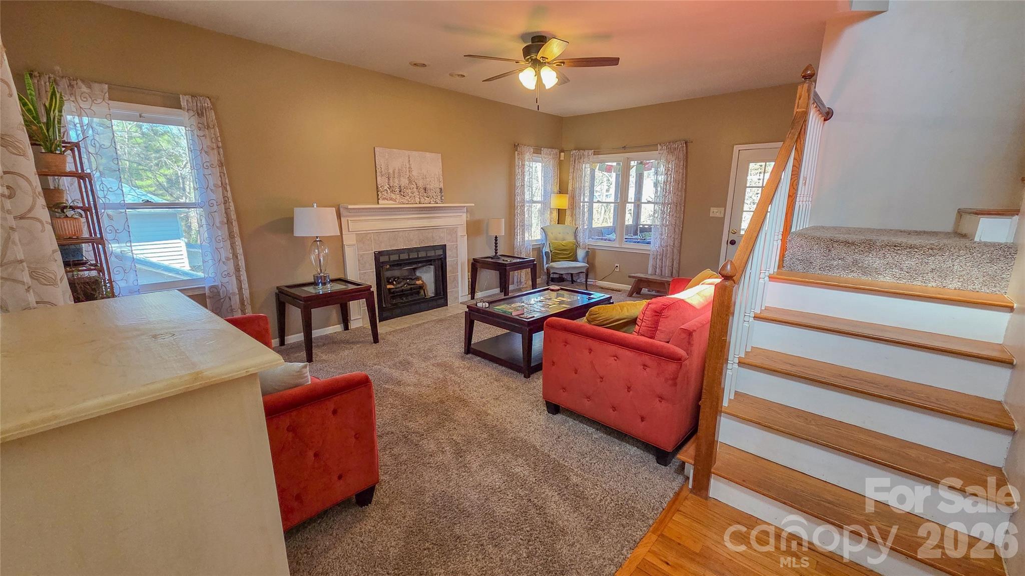 28 Sweetbriar Court Property Photo 4