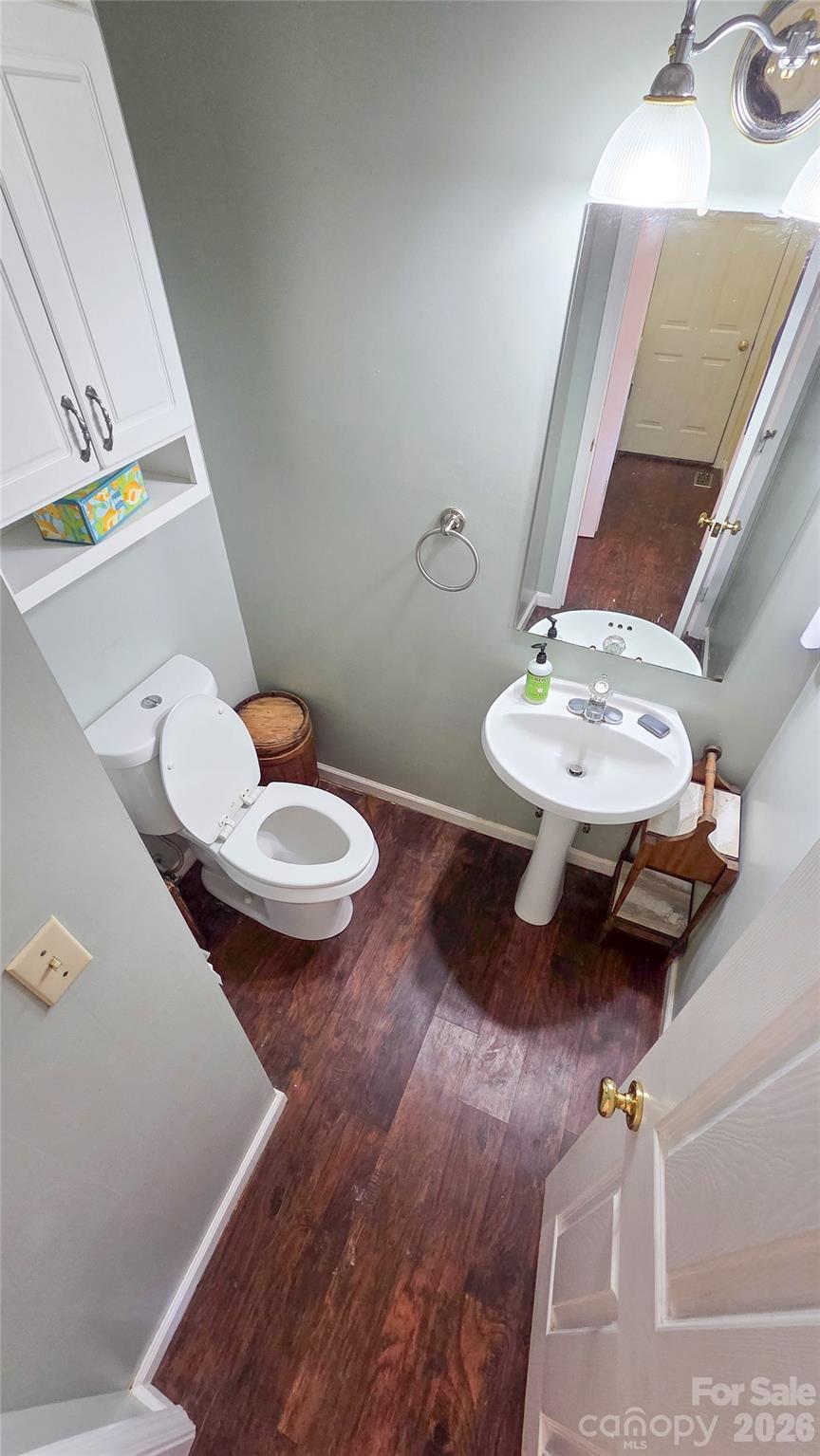 28 Sweetbriar Court Property Photo 15