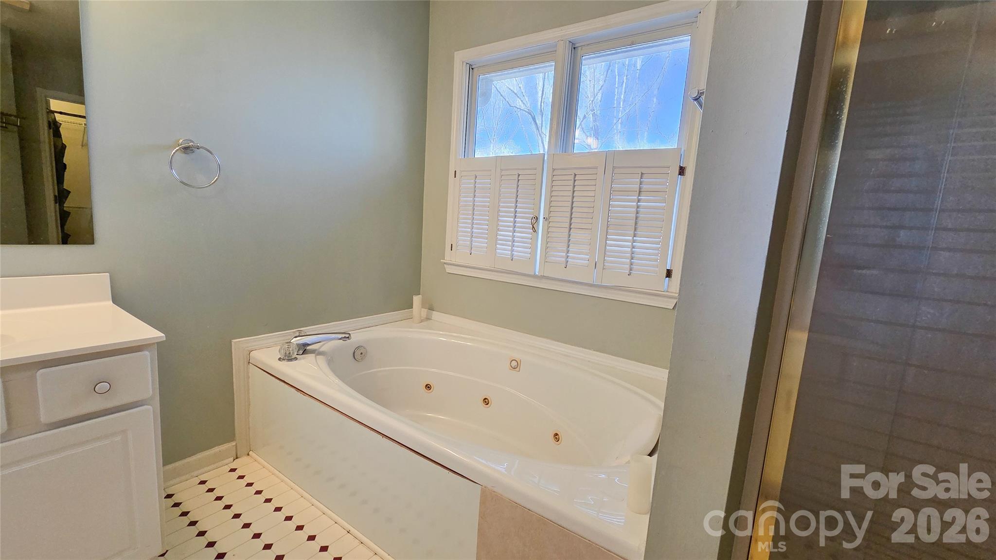 28 Sweetbriar Court Property Photo 35