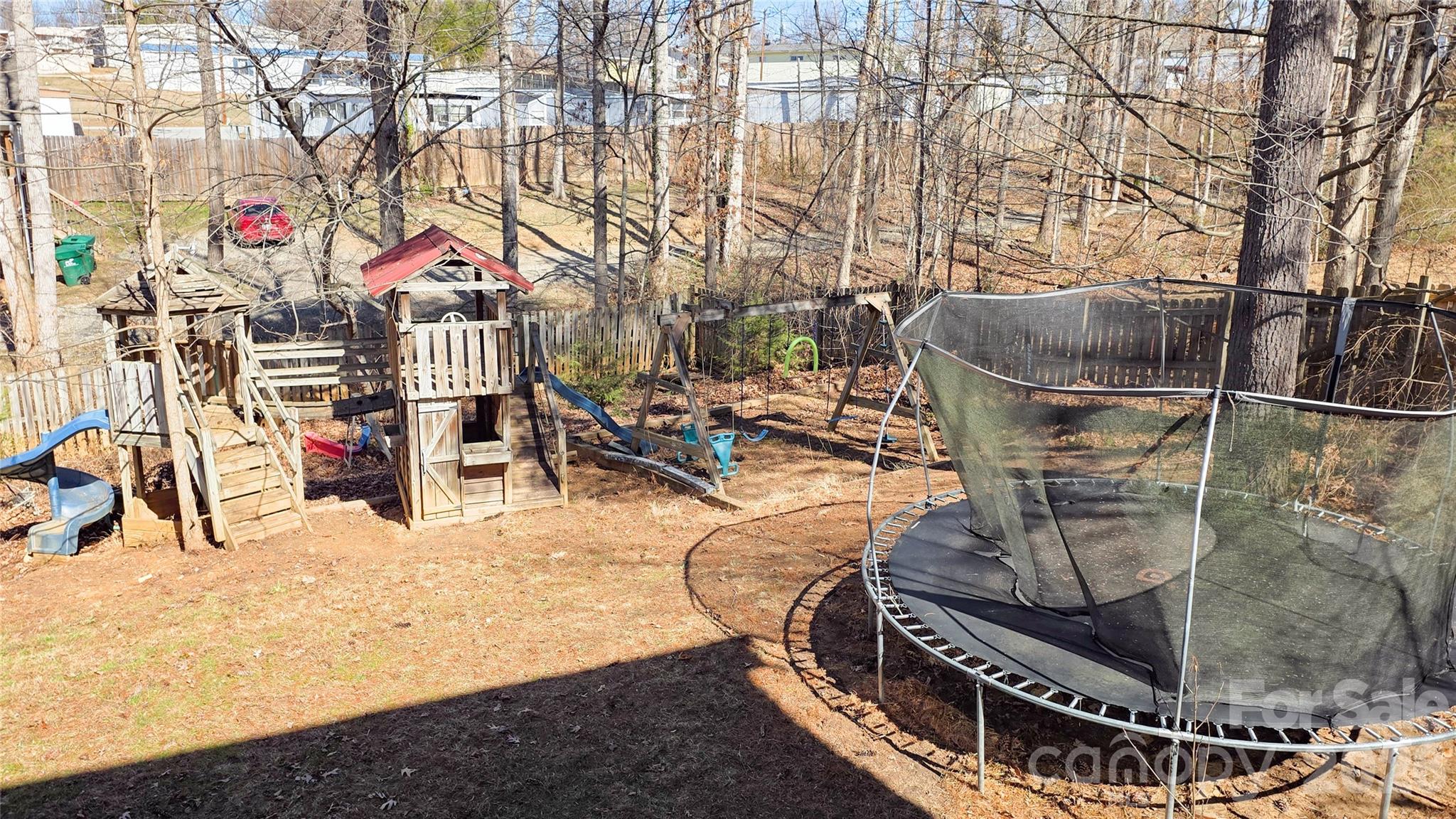 28 Sweetbriar Court Property Photo 41