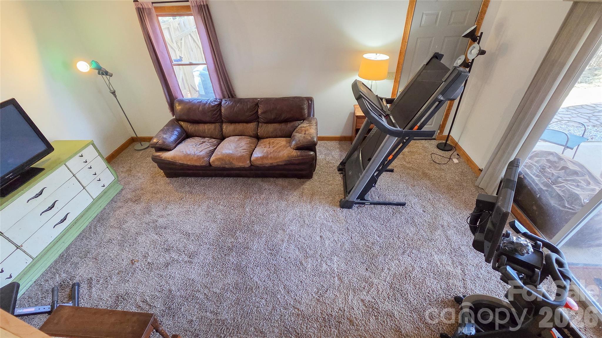 28 Sweetbriar Court Property Photo 43