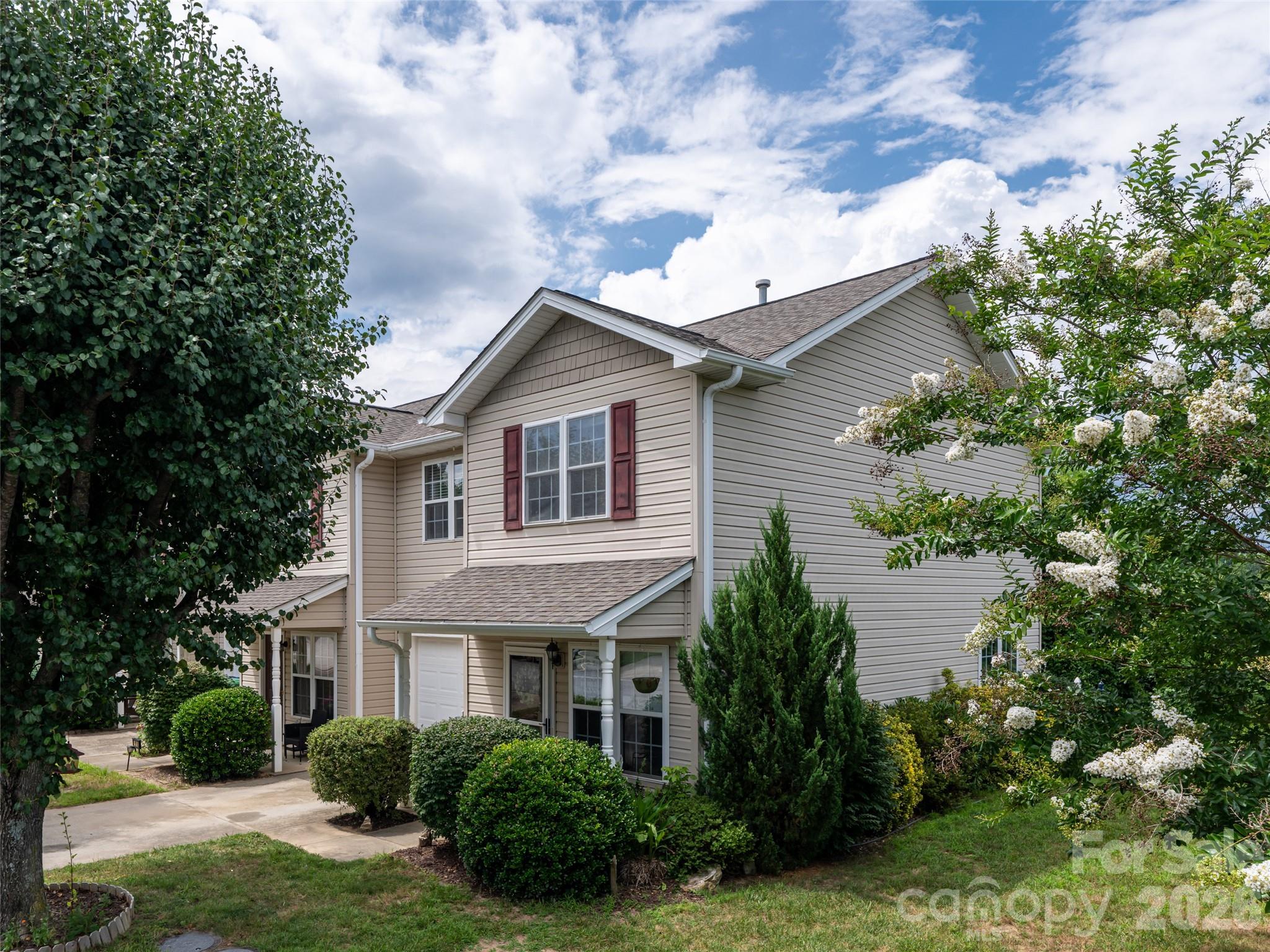 93 Sunny Meadows Boulevard Property Photo 1