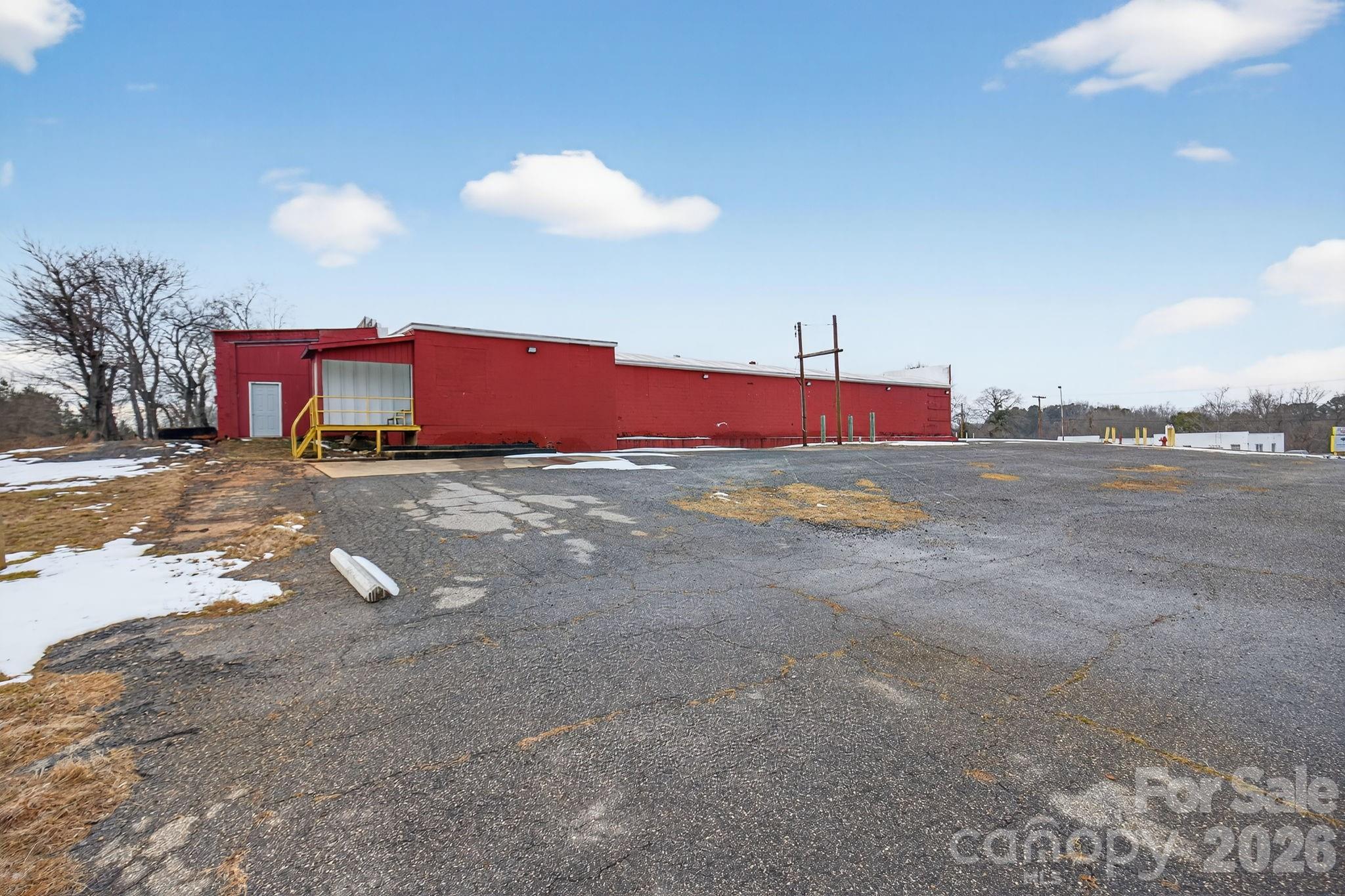 2146 Highland Avenue Property Photo 30