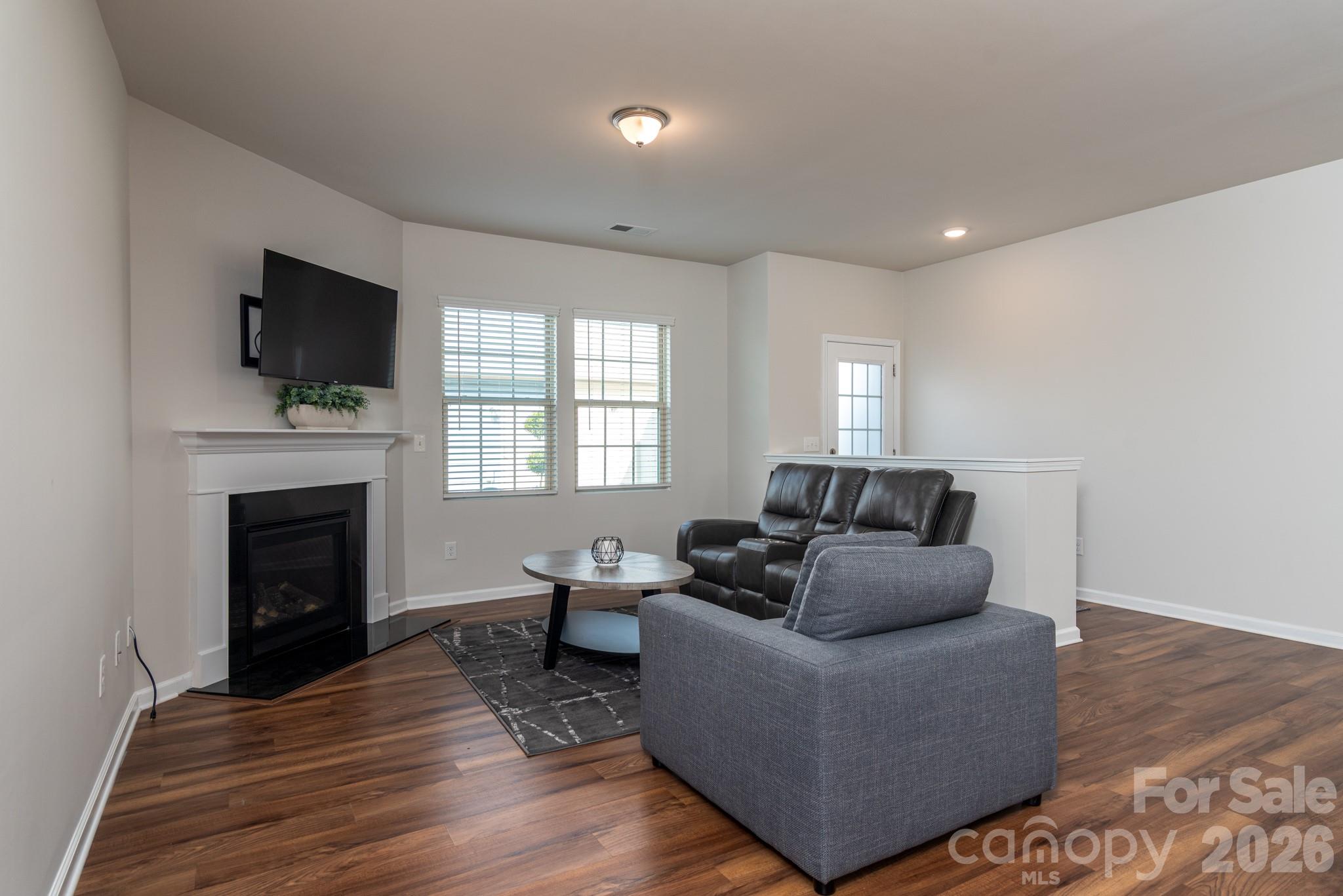 11316 Westbranch Parkway Property Photo 7