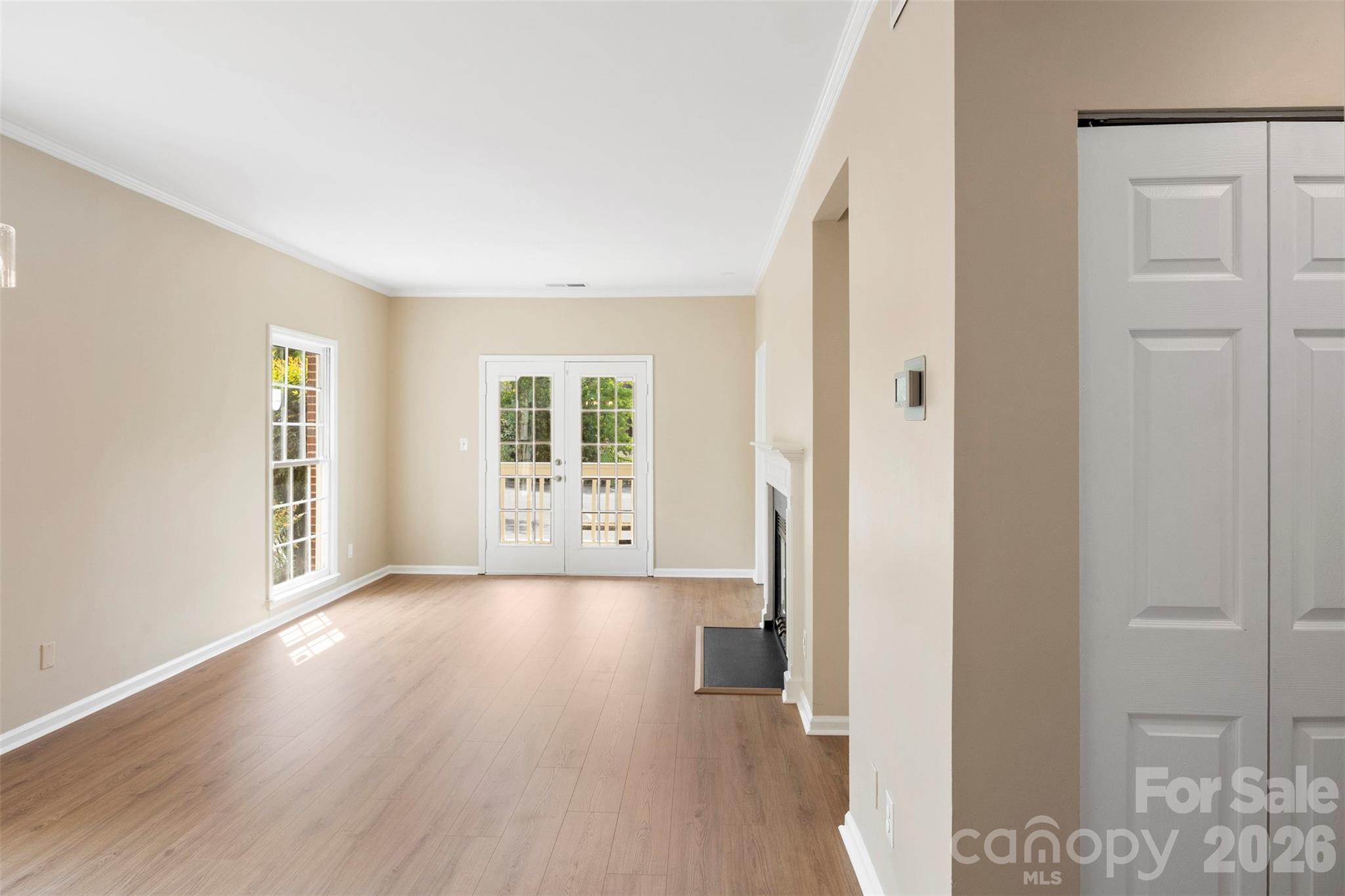 301 Queens Road 108 Property Photo 6