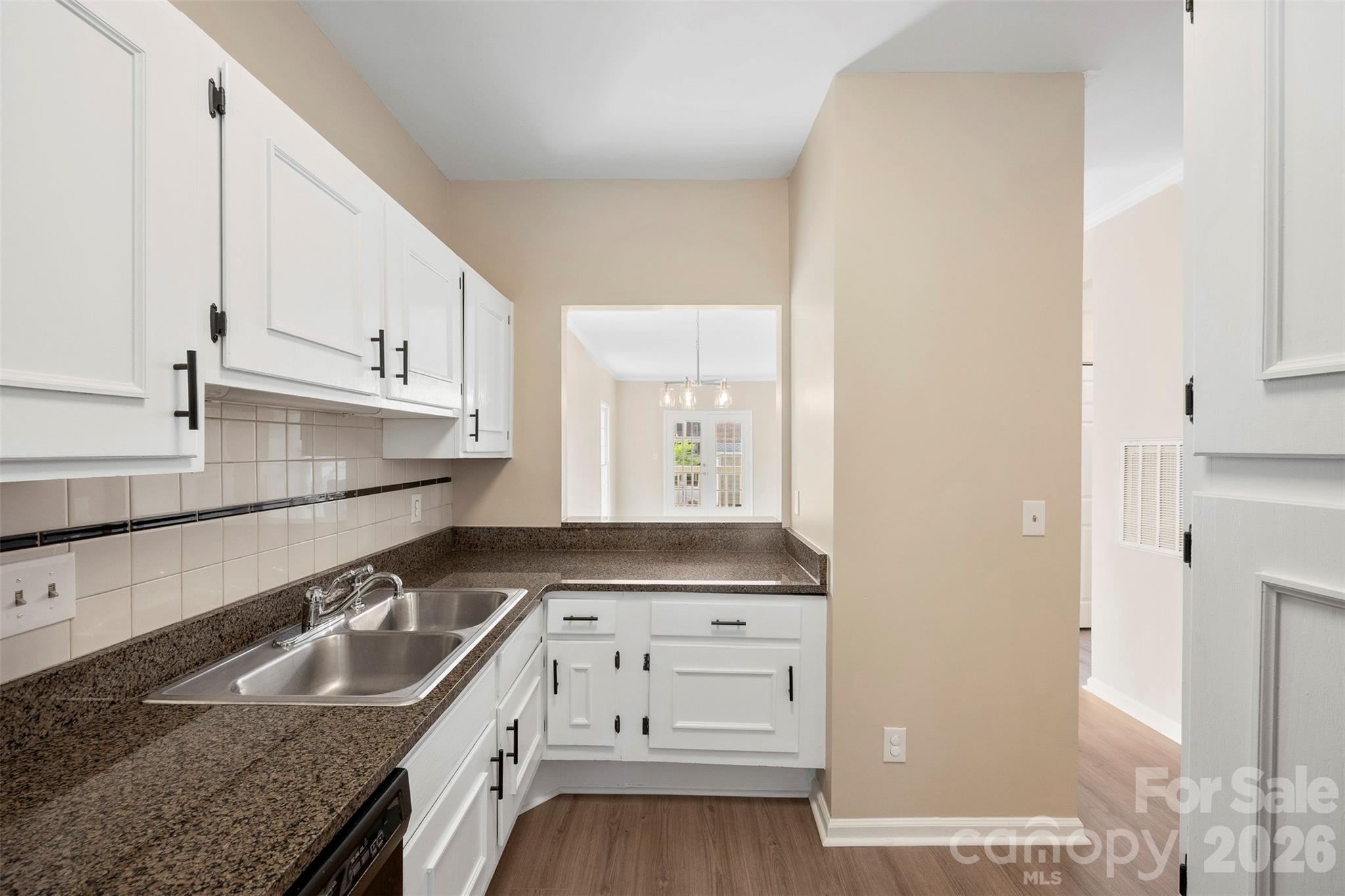 301 Queens Road 108 Property Photo 11