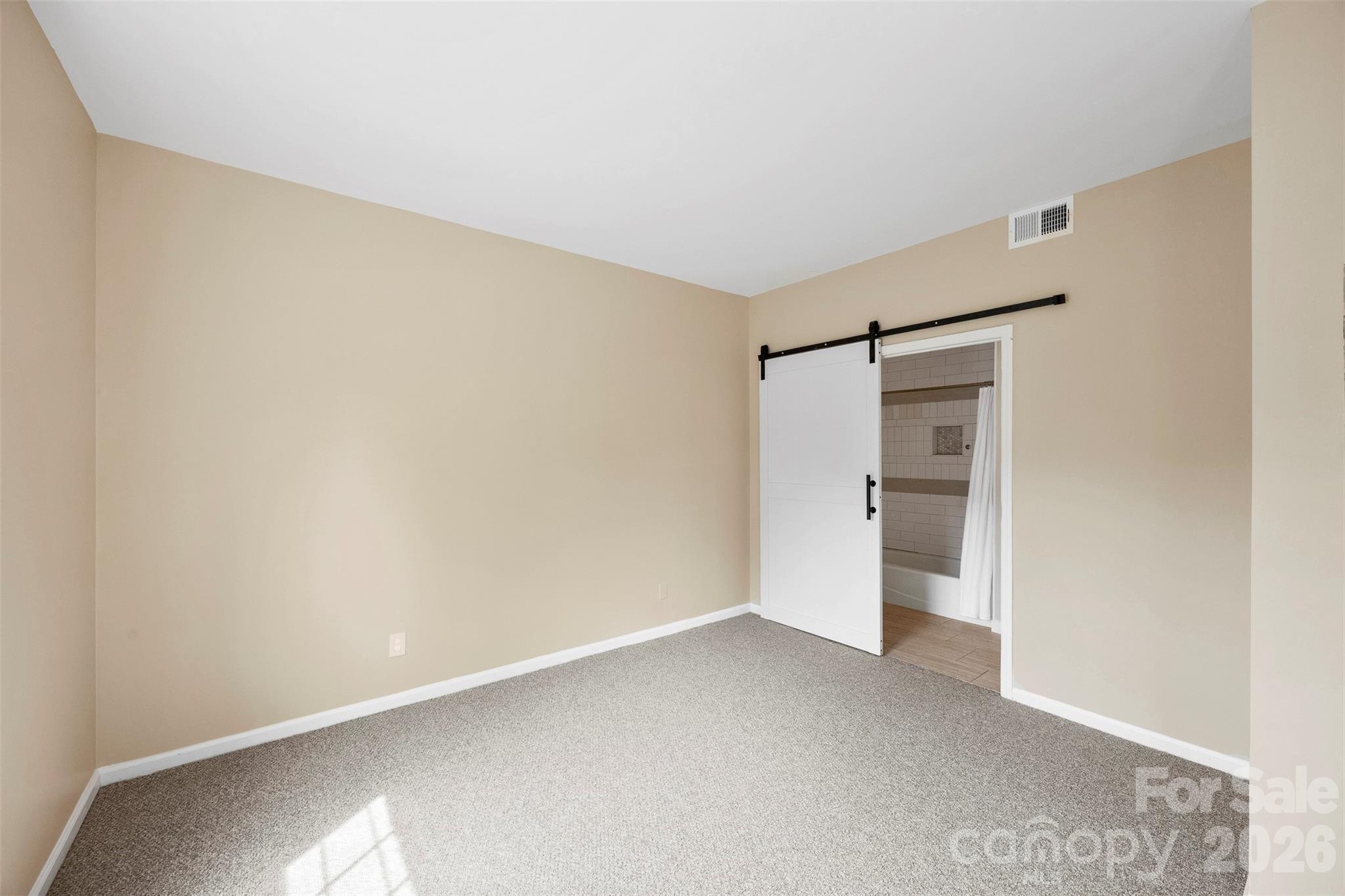 301 Queens Road 108 Property Photo 21