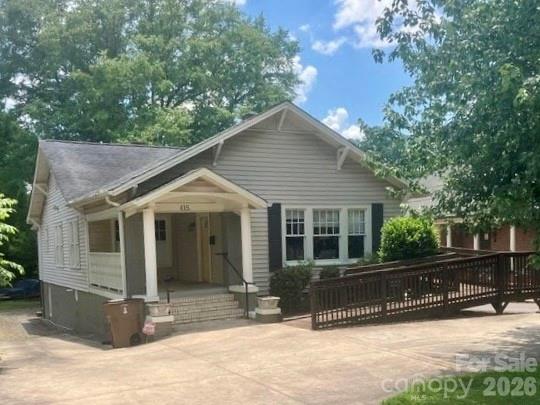 415 W Warren Street Property Photo 1