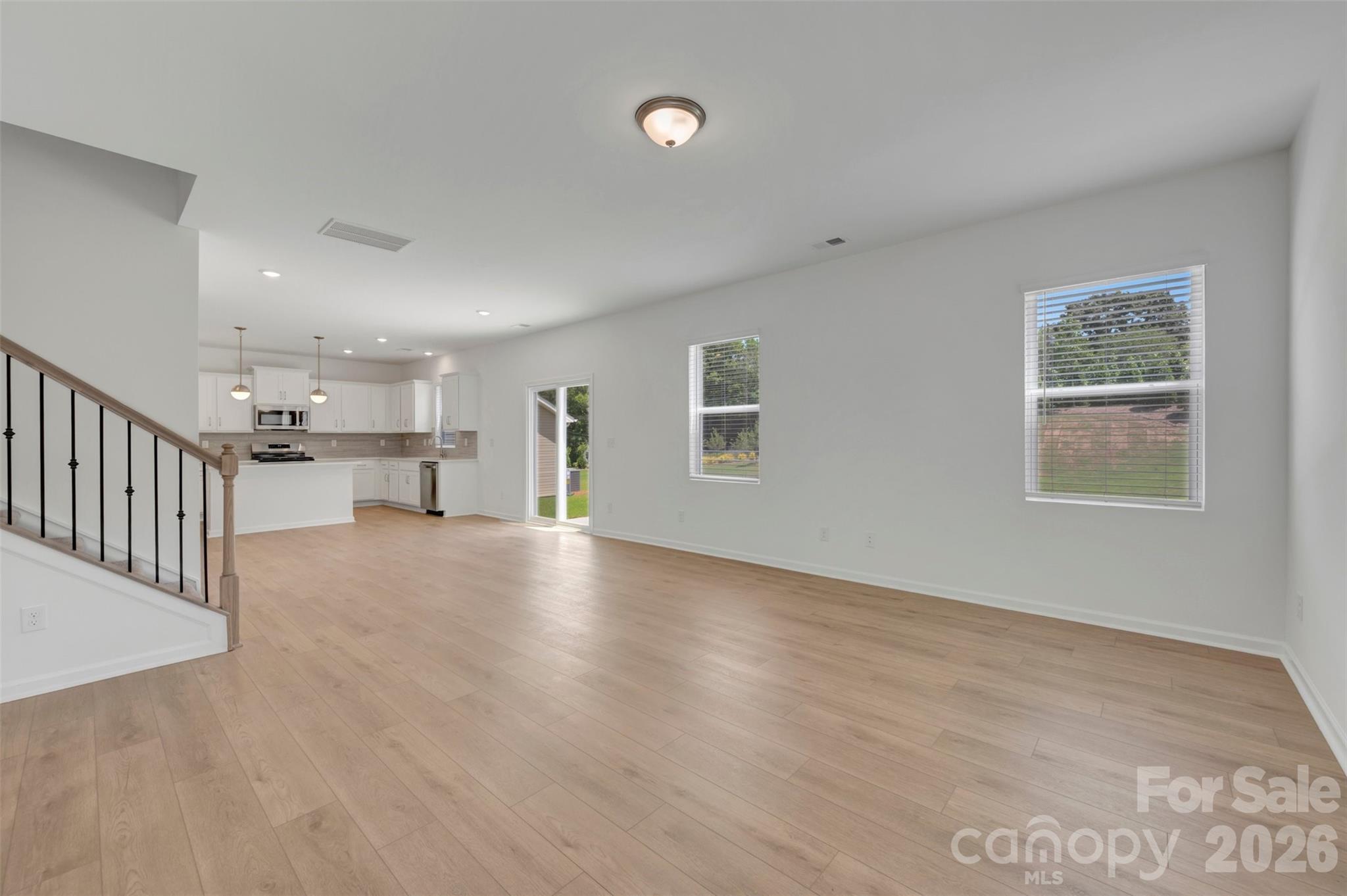 1735 Boulder Ridge Drive Property Photo 11