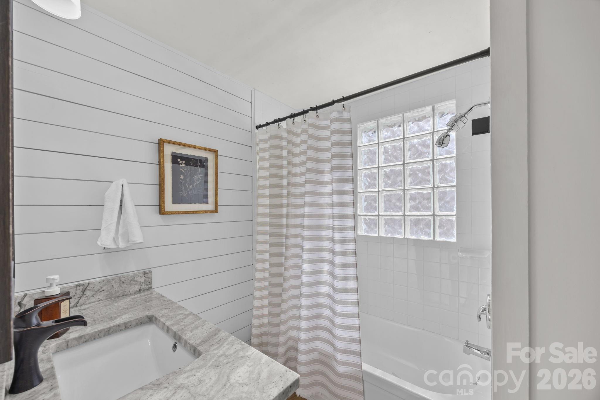 164 Lakeside Drive Property Photo 17