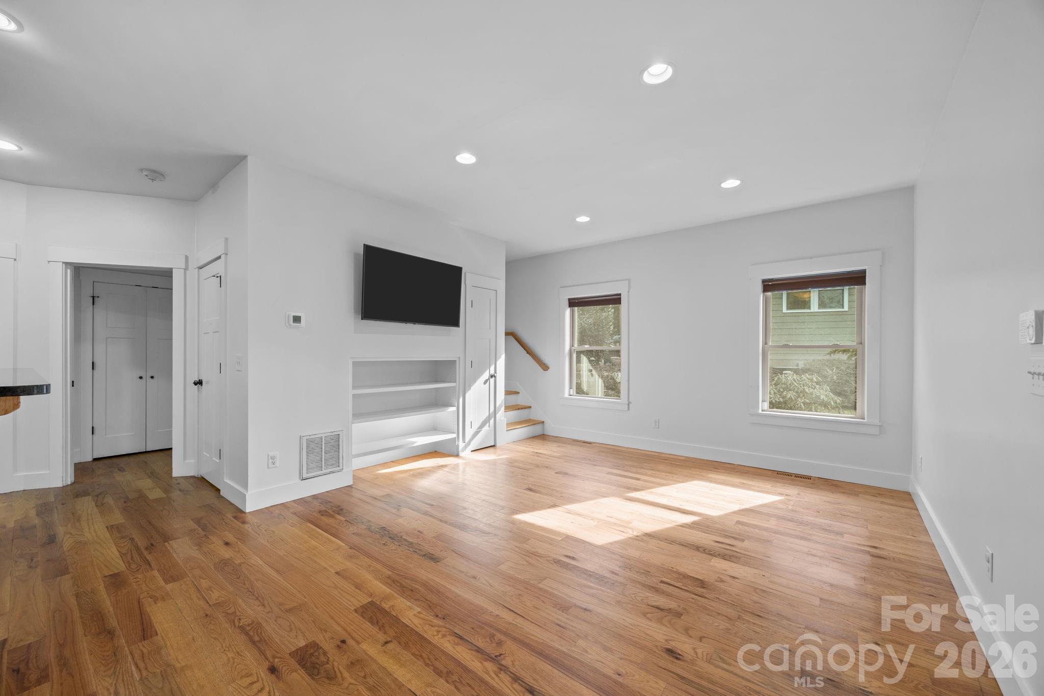 162 Deaver Street Property Photo 5