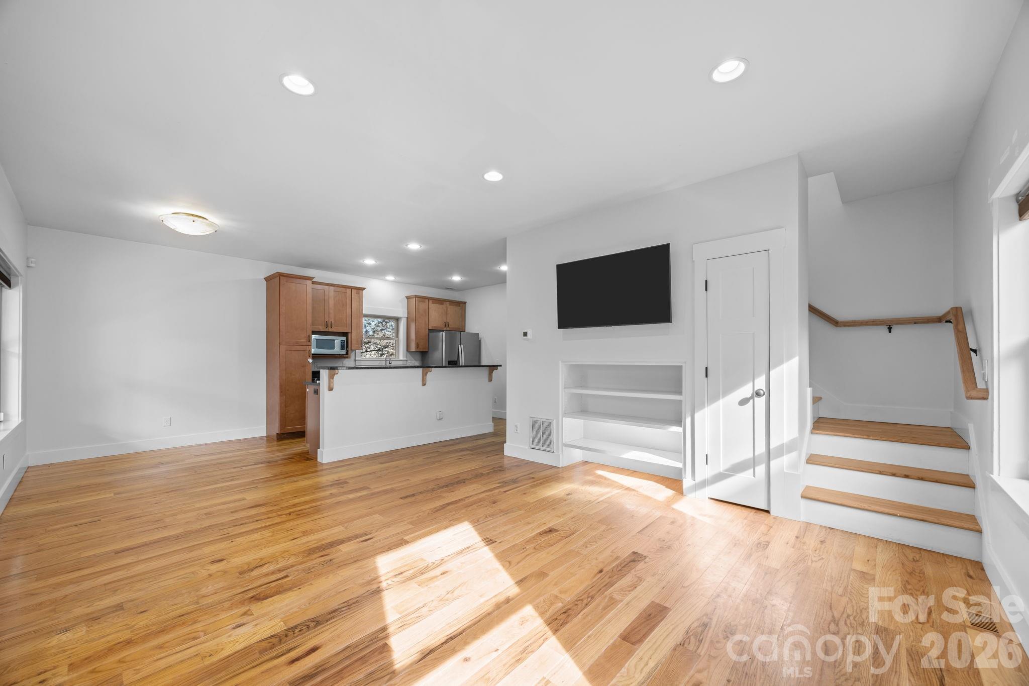 162 Deaver Street Property Photo 8