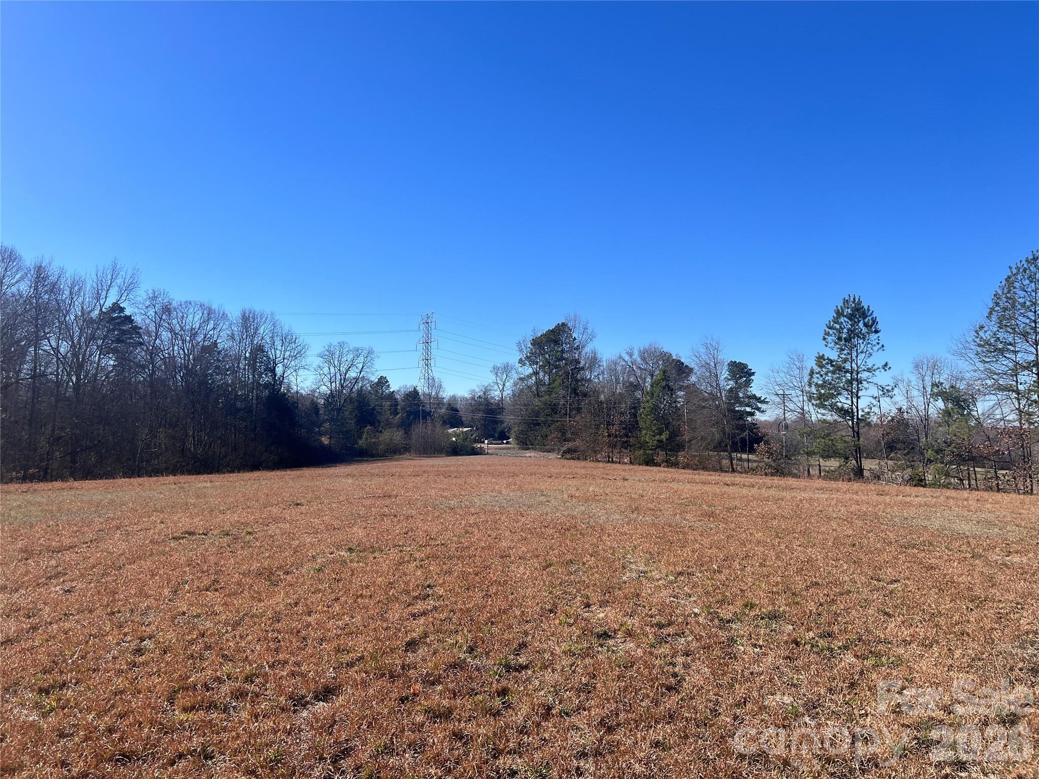 996 Split Trail Road Property Photo 7