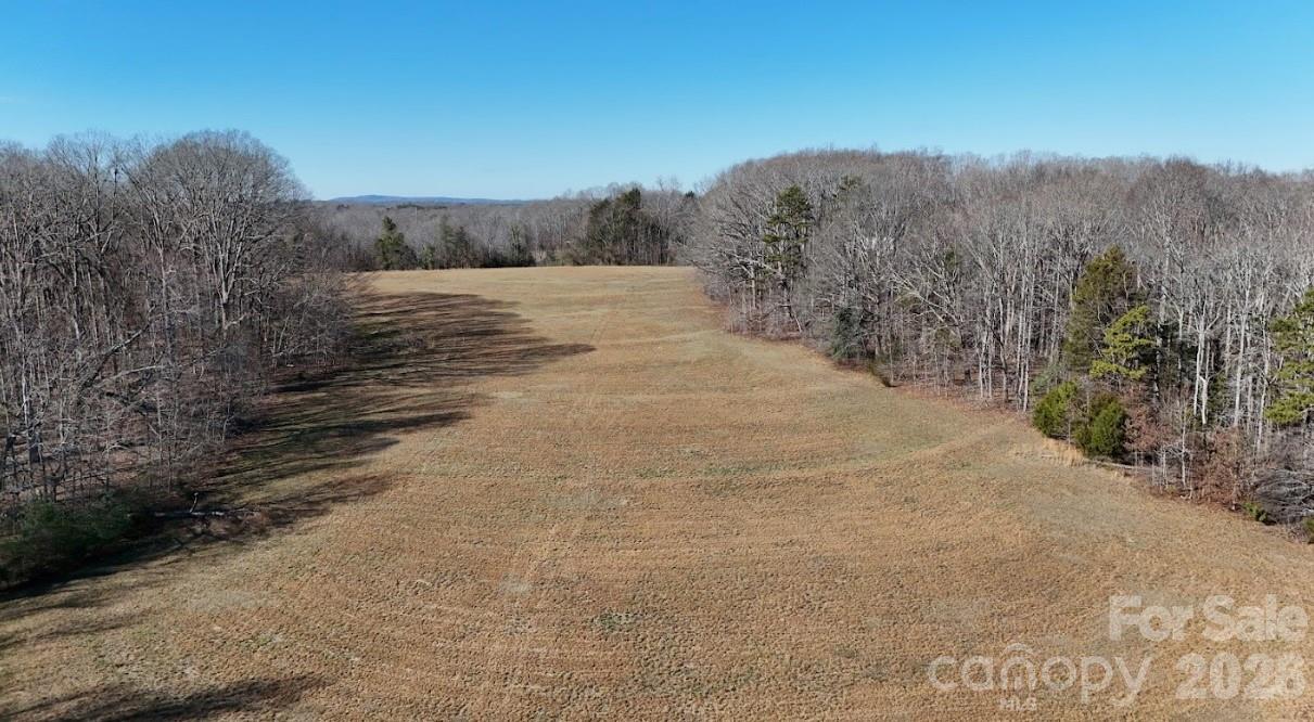 996 Split Trail Road Property Photo 8