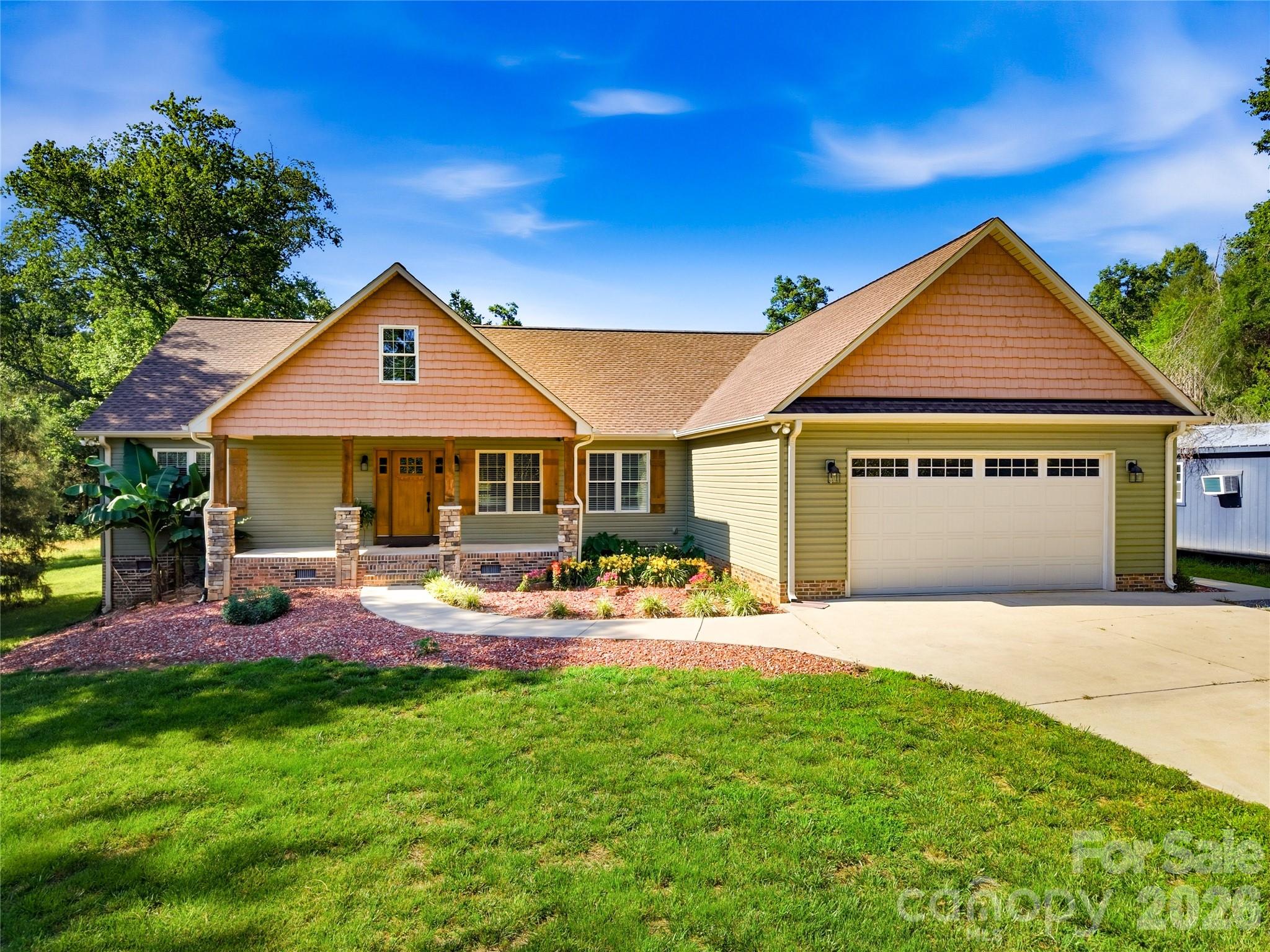 575 Hill Road Property Photo 1