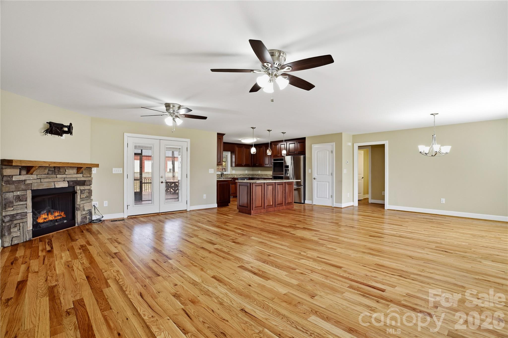 575 Hill Road Property Photo 4