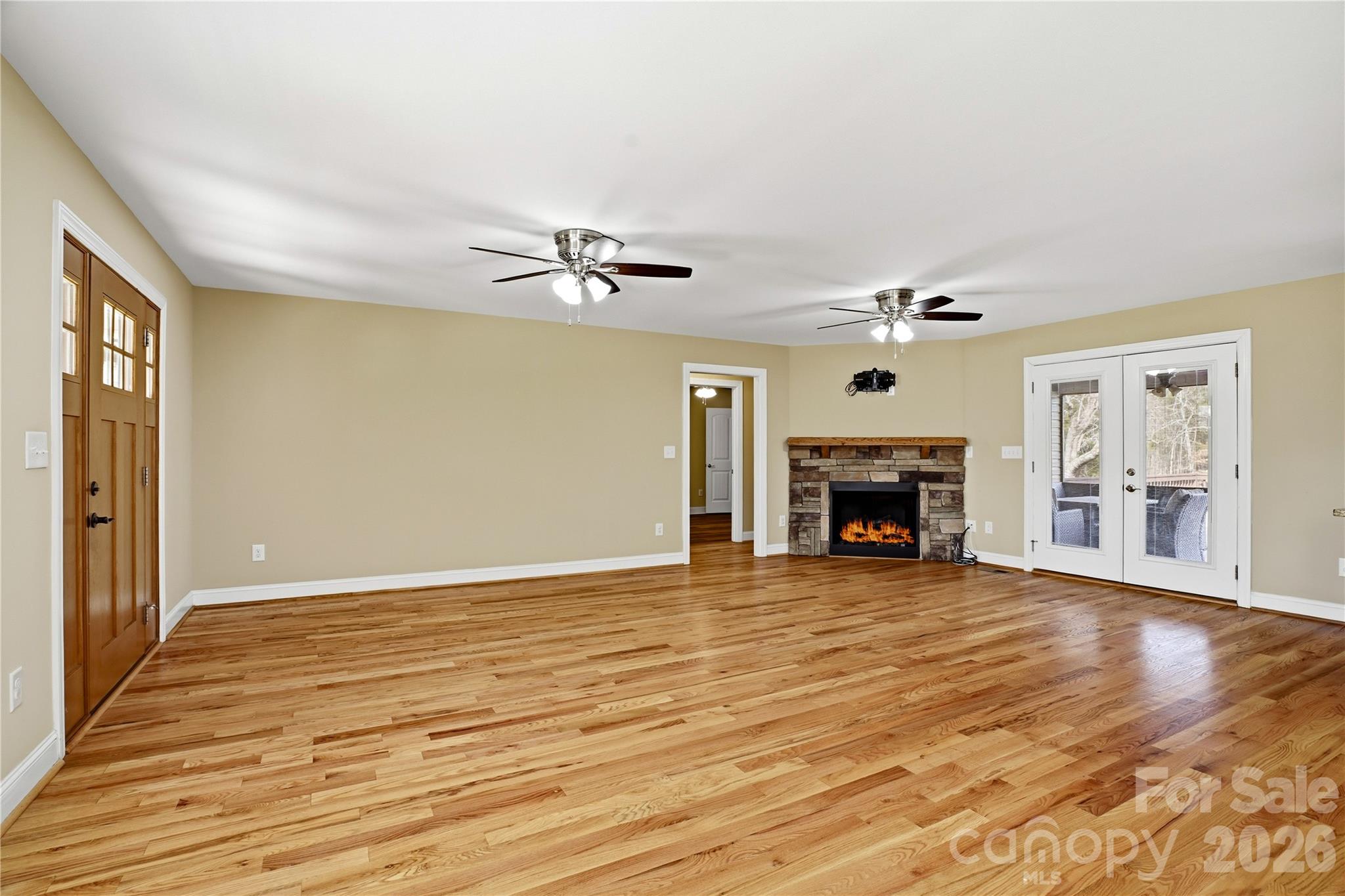 575 Hill Road Property Photo 6