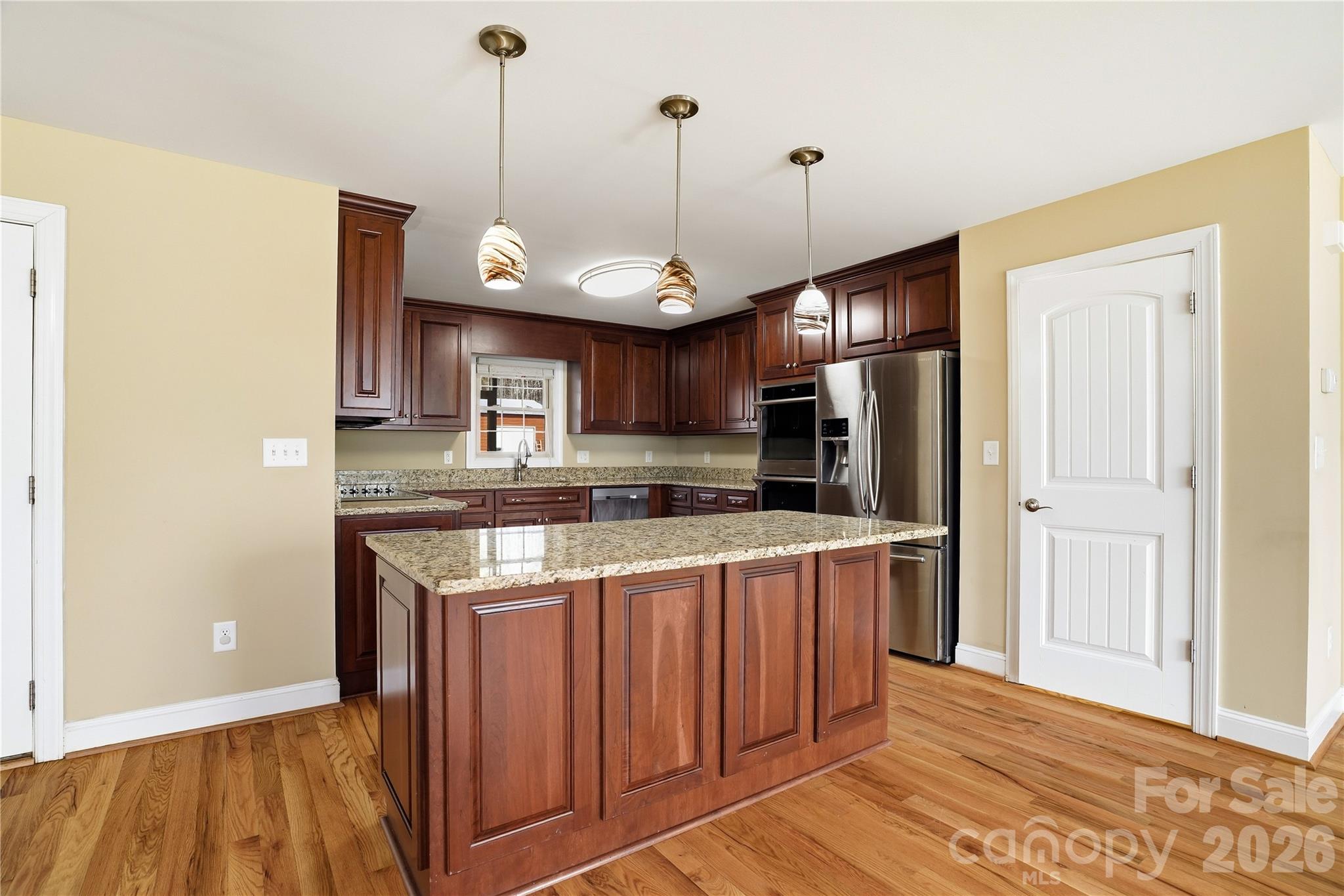 575 Hill Road Property Photo 8