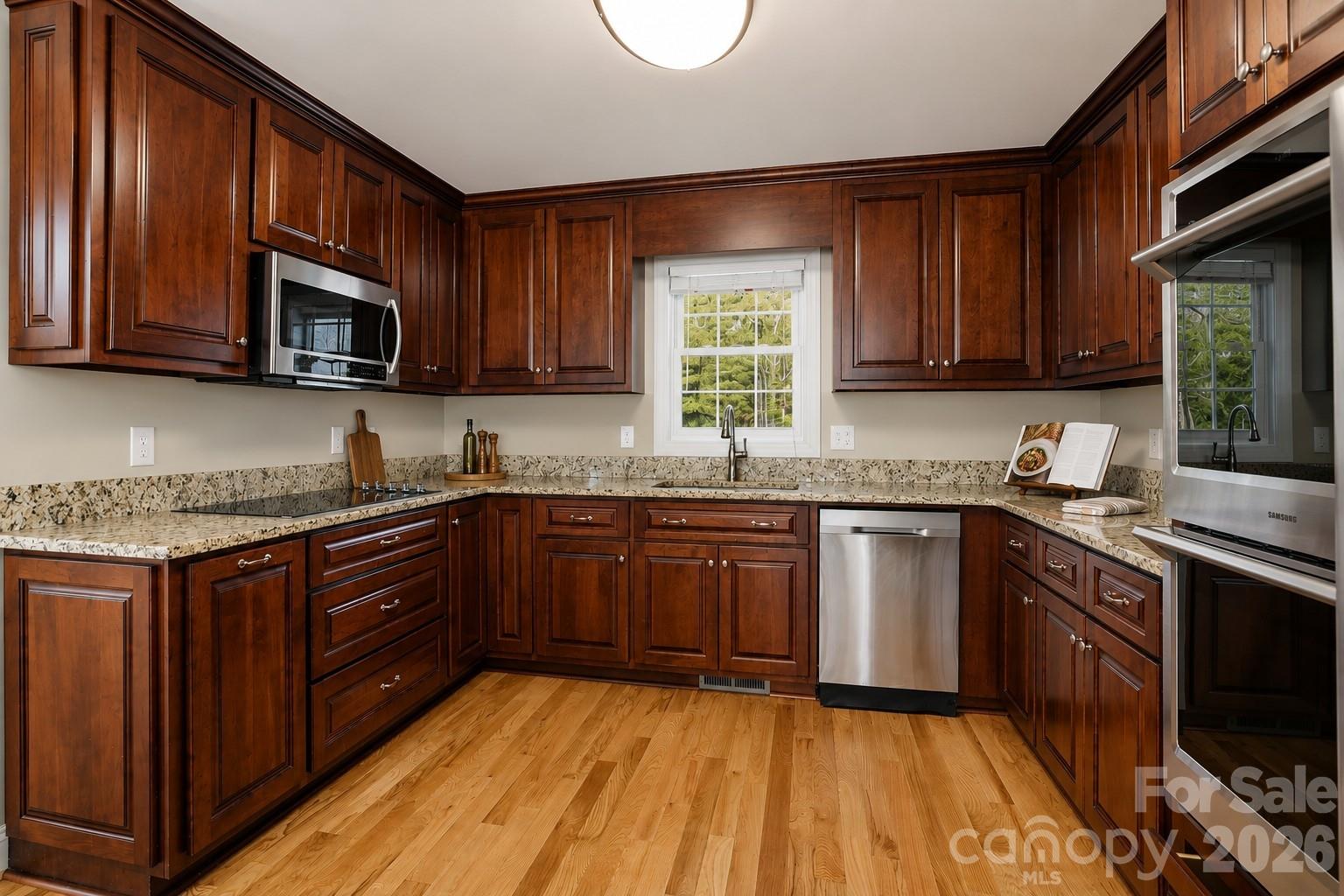 575 Hill Road Property Photo 12