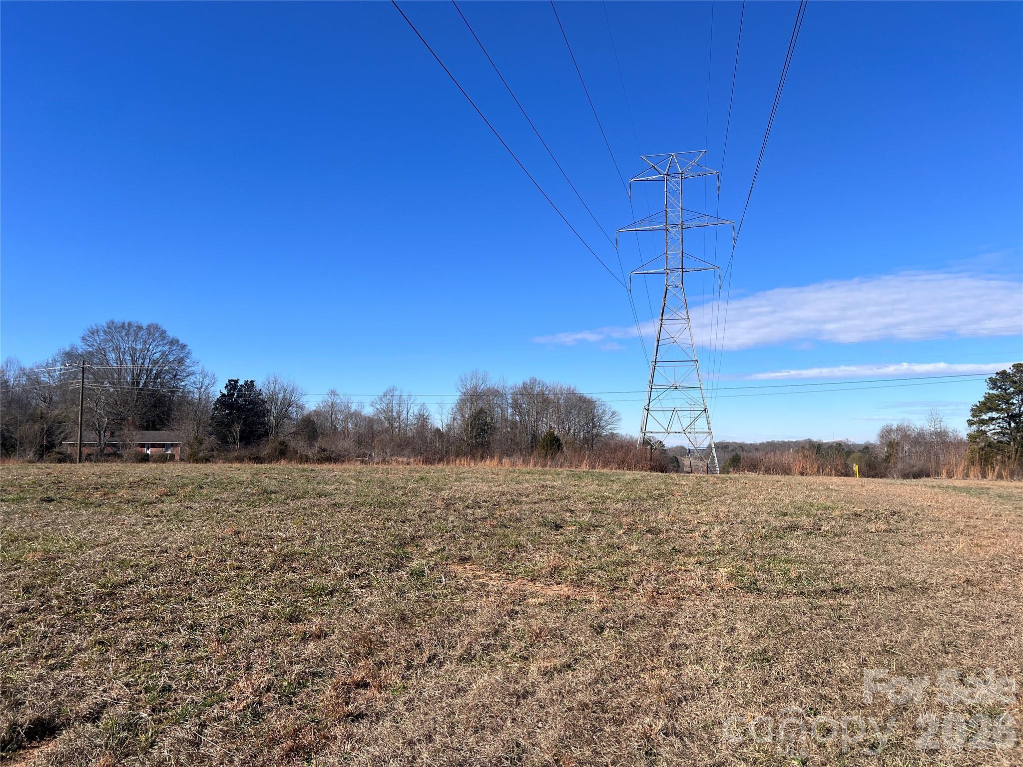 996 Split Trail Road Property Photo 13