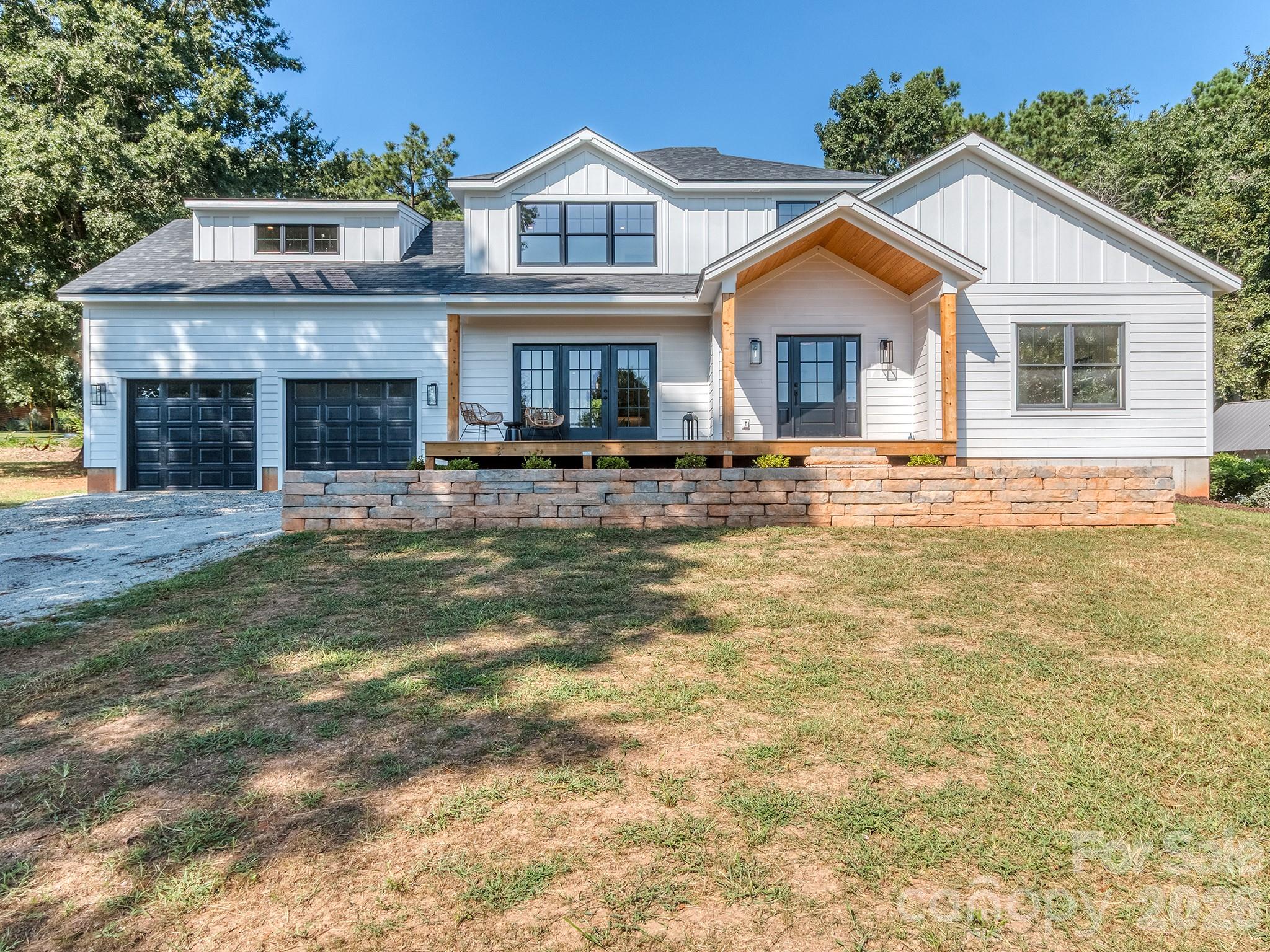 4899 Moonlite Bay Drive Property Photo 1