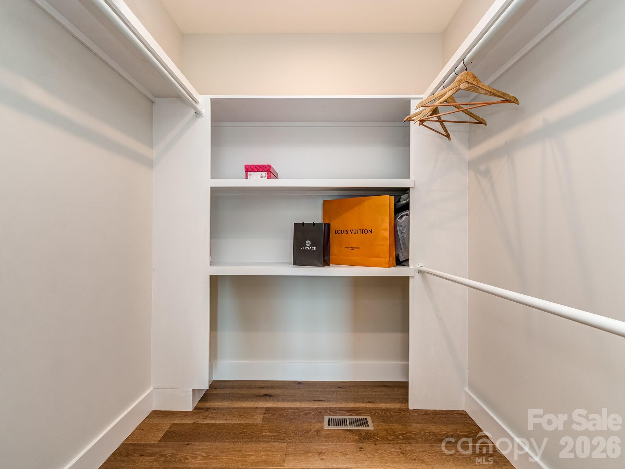 4899 Moonlite Bay Drive Property Photo 20