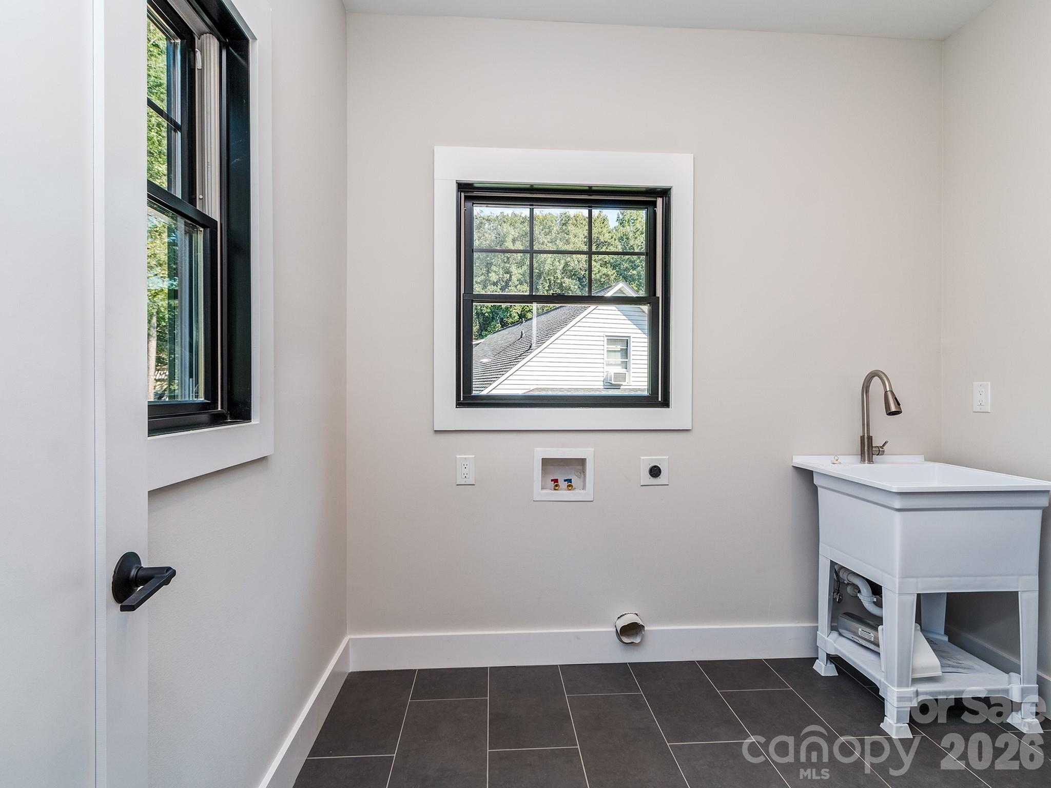 4899 Moonlite Bay Drive Property Photo 22